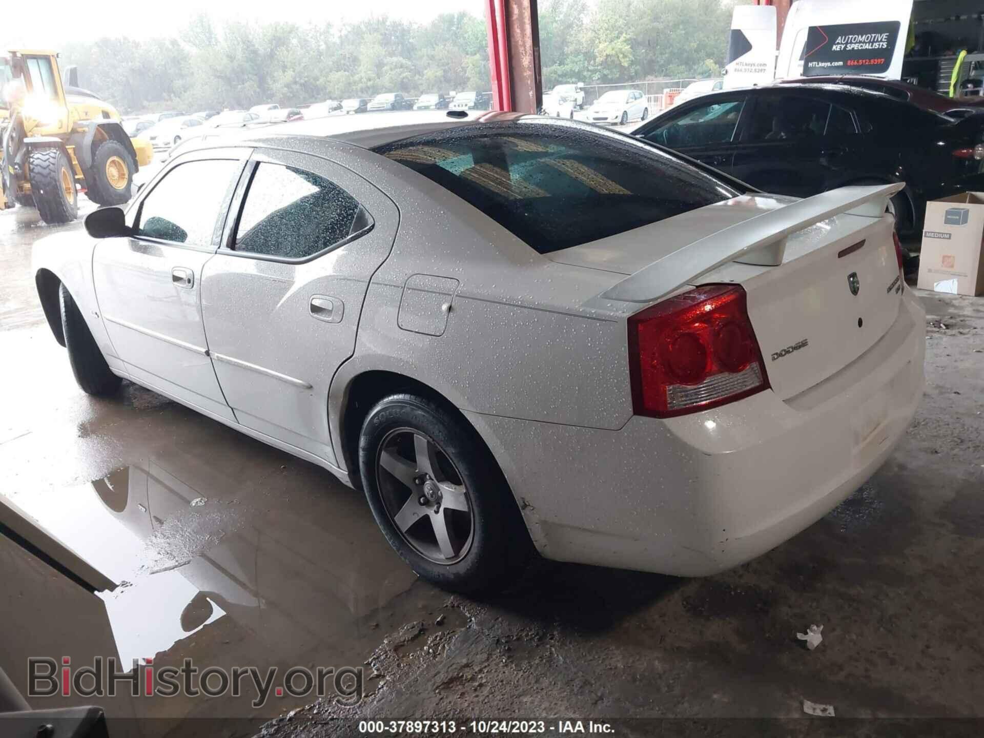 2010 DODGE CHARGER - VIN: 2B3CA3CV1AH228946 - Photo 3
