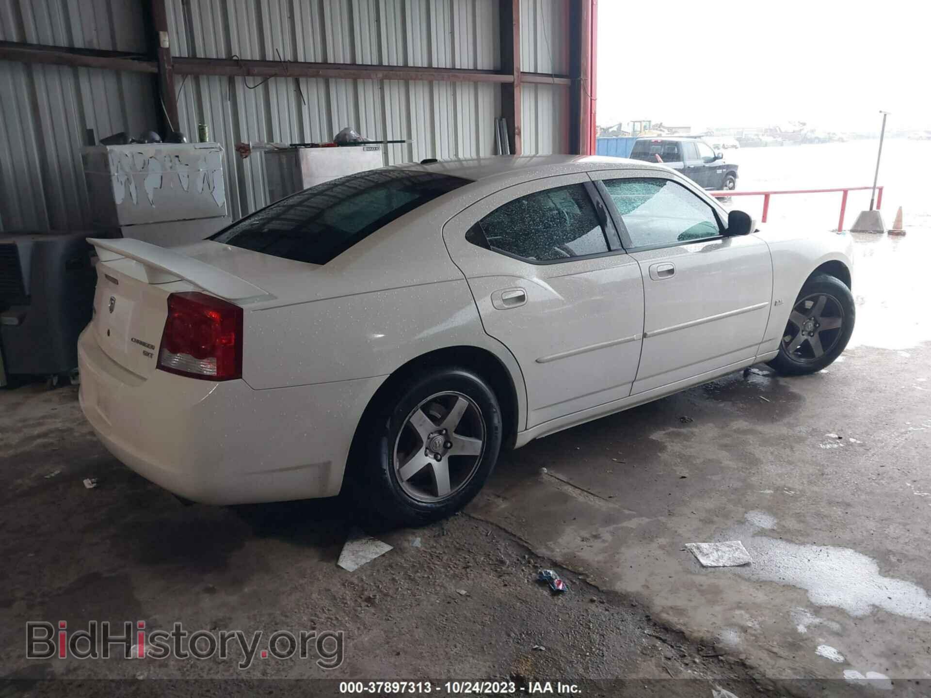 2010 DODGE CHARGER - VIN: 2B3CA3CV1AH228946 - Photo 4