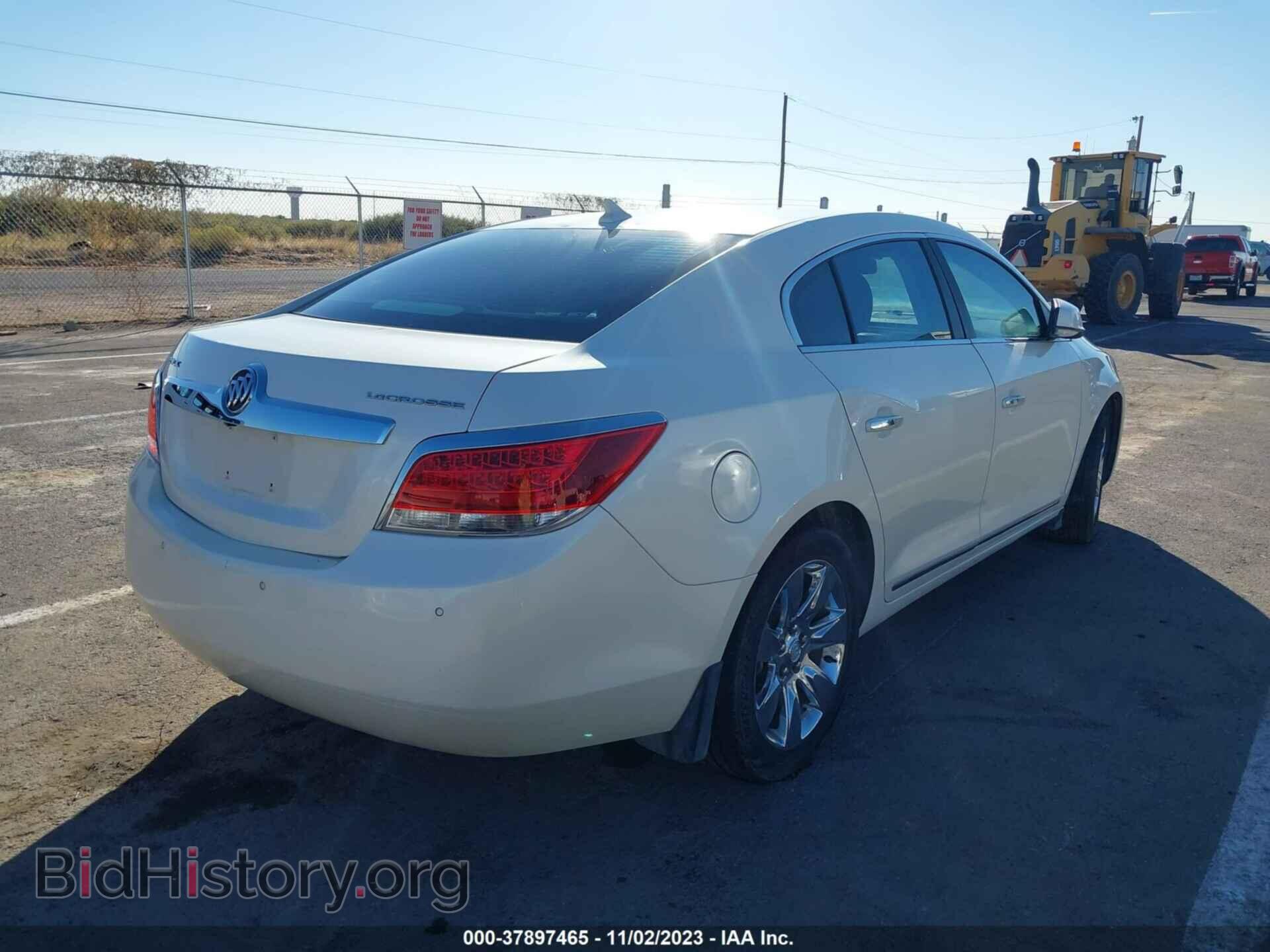 2011 BUICK LACROSSE - VIN: 1G4GC5GD0BF164582 - Фото 4