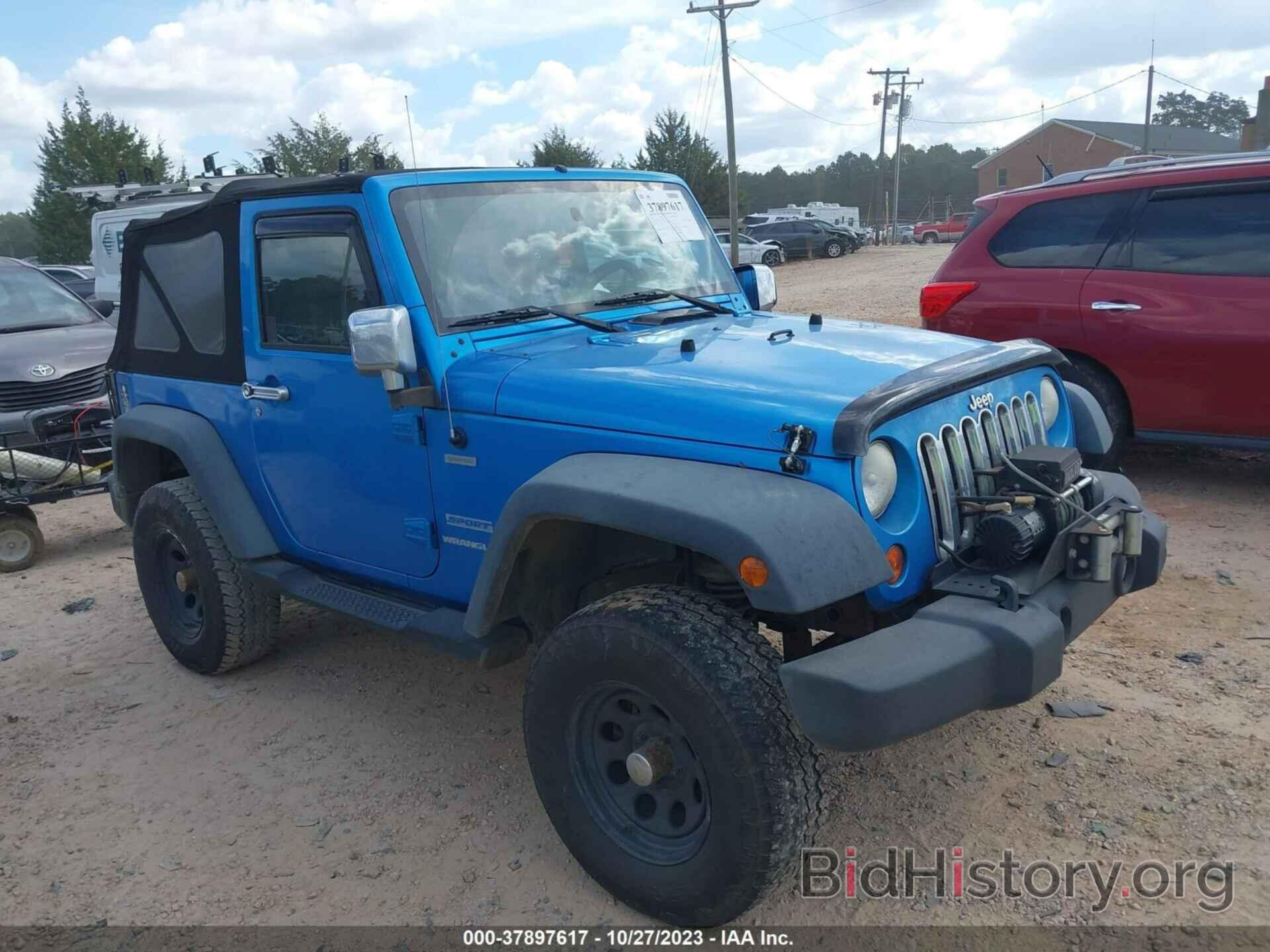 Photo 1J4AA2D18AL226751 - JEEP WRANGLER 2010