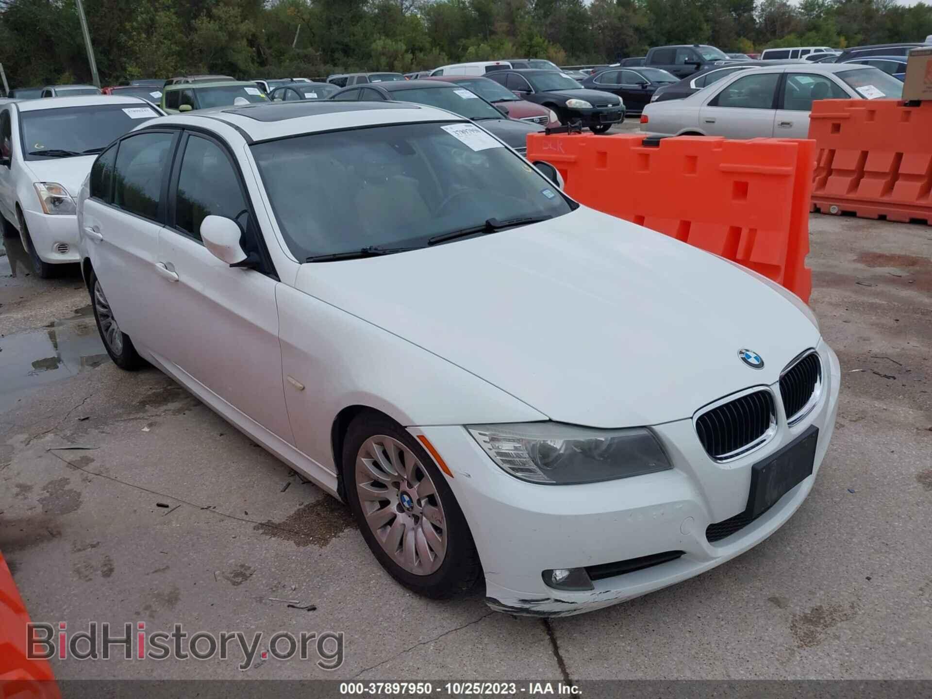 Photo WBAPH77559NM27091 - BMW 3 SERIES 2009
