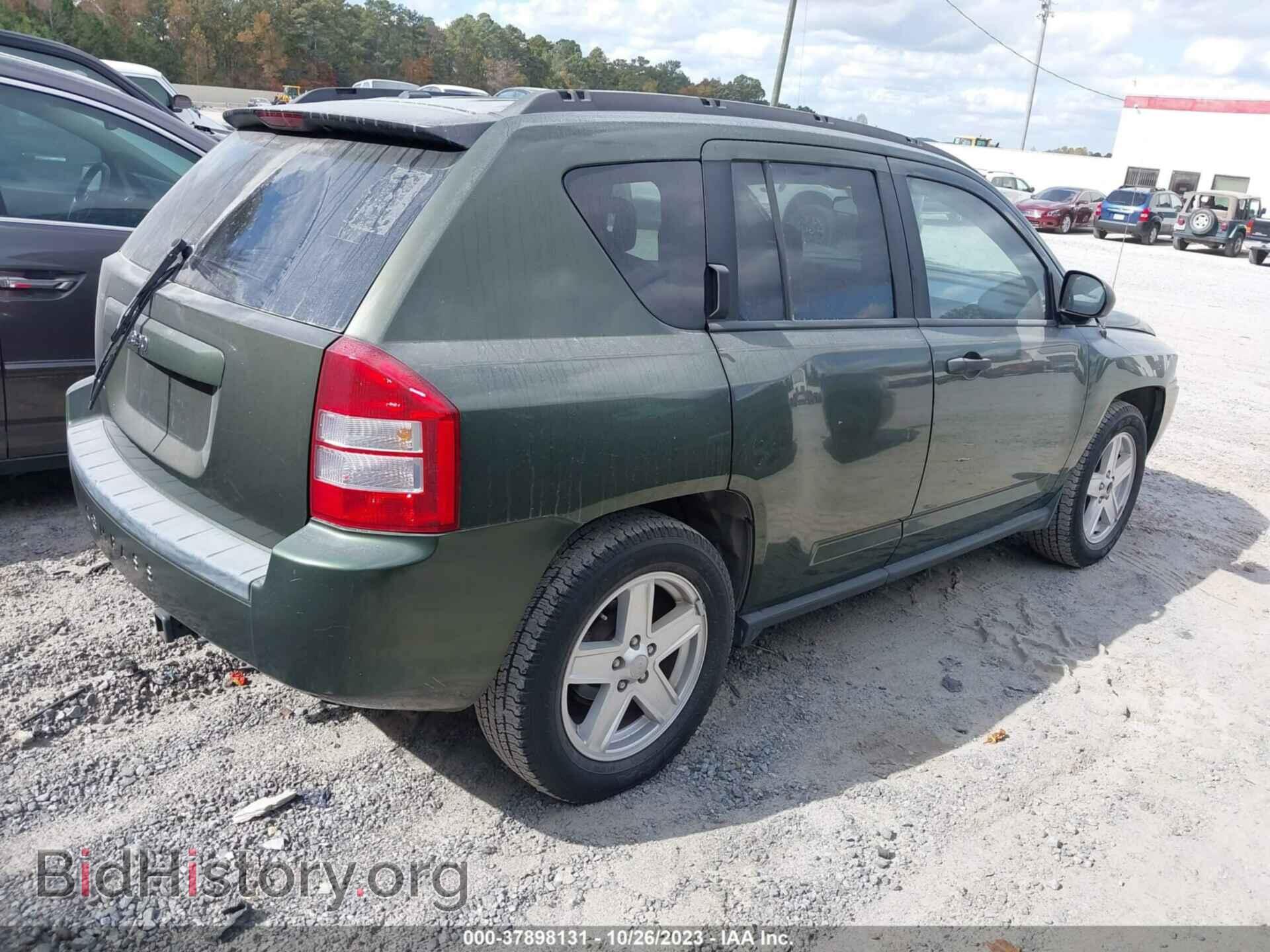 2007 JEEP COMPASS - VIN: 1J8FT47007D410551 - Фото 4