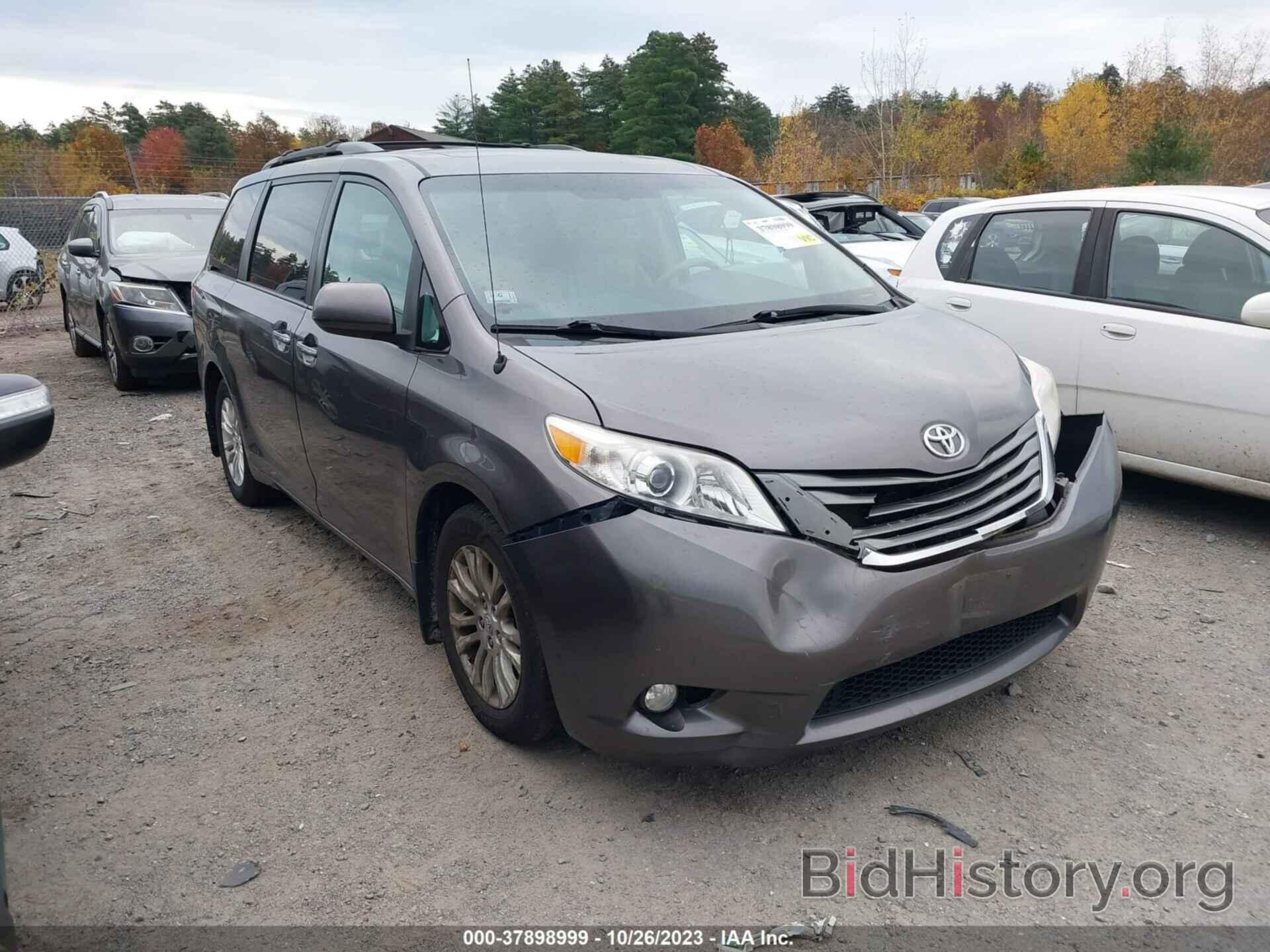 Фотография 5TDYK3DC1DS304279 - TOYOTA SIENNA 2013