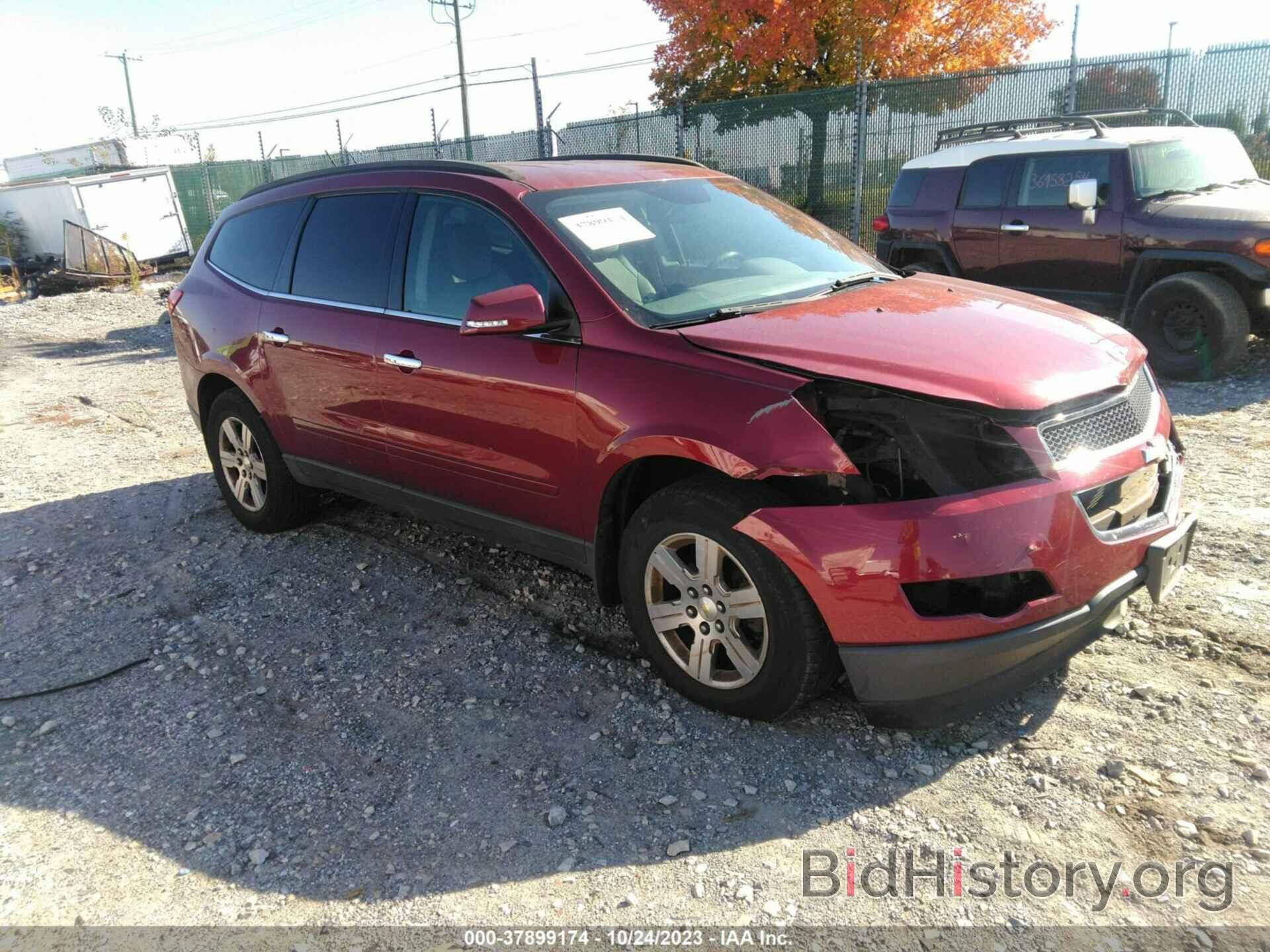 Photo 1GNKVGED3BJ225936 - CHEVROLET TRAVERSE 2011