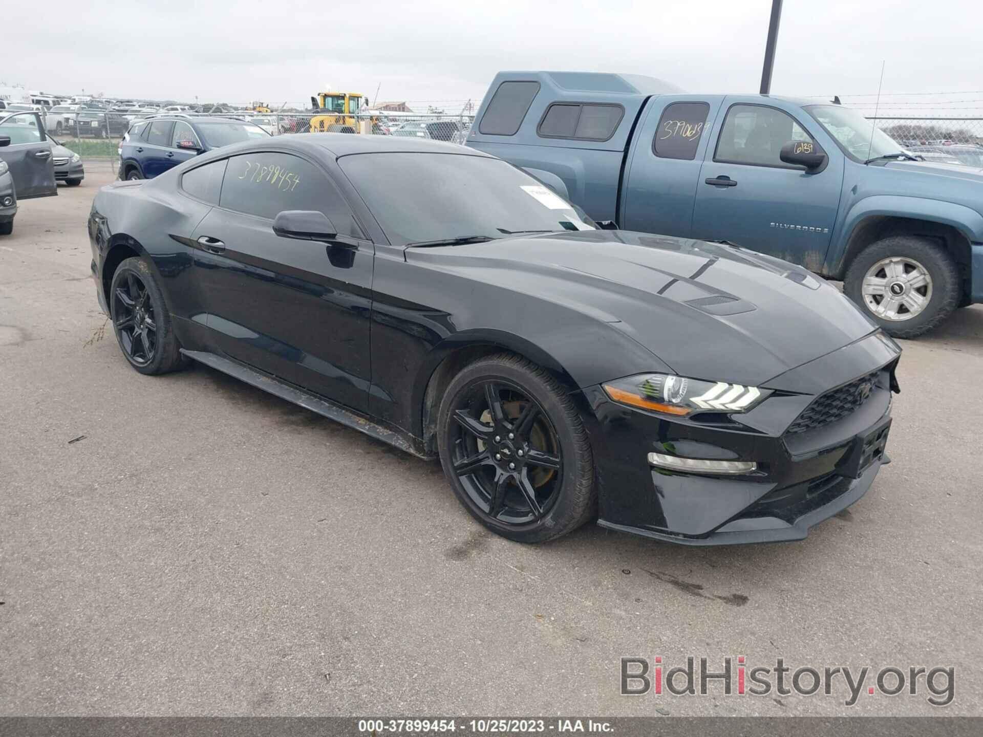 Photo 1FA6P8TH5J5180771 - FORD MUSTANG 2018