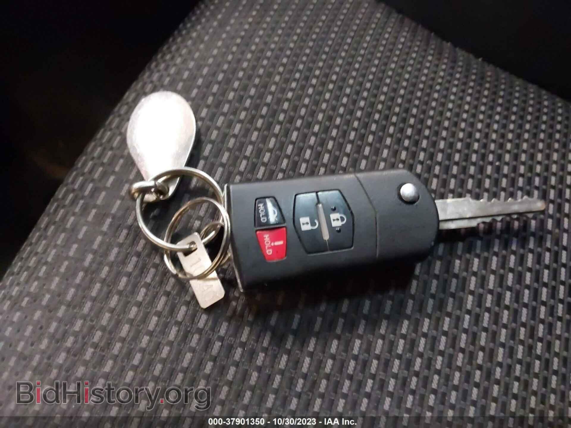 2012 MAZDA MAZDA3 - VIN: JM1BL1V86C1663446 - Photo 11