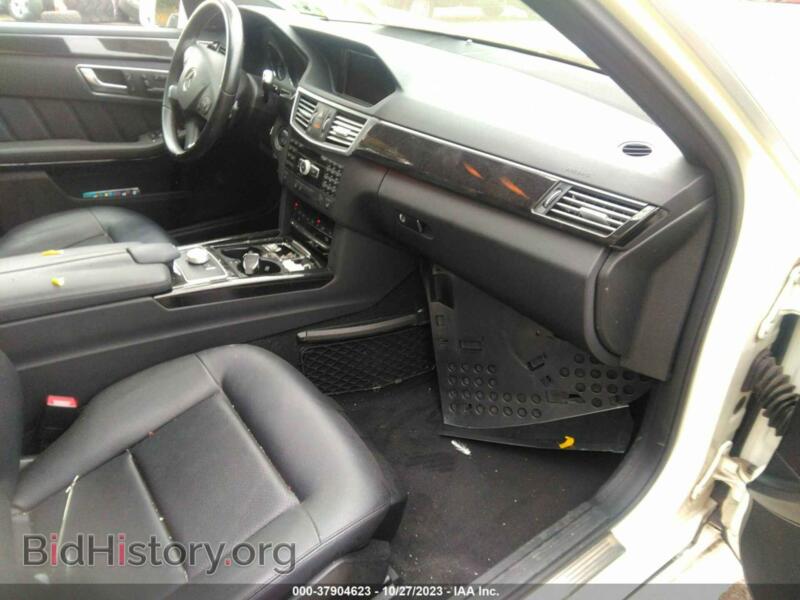 2012 Mercedes-Benz E-CLASS (VIN WDDHF8JB0CA617046) — фото 5 из 11