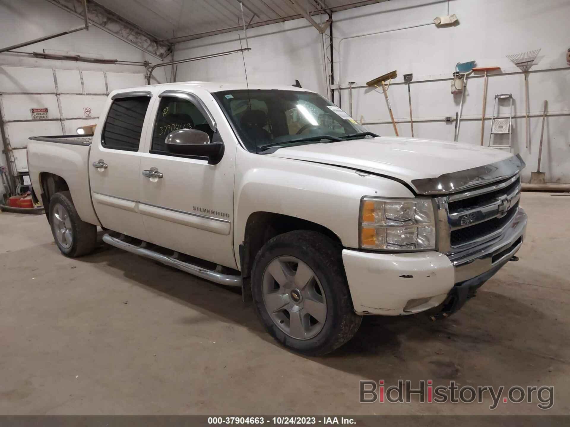 Photo 3GCPKSE38BG331690 - CHEVROLET SILVERADO 1500 2011