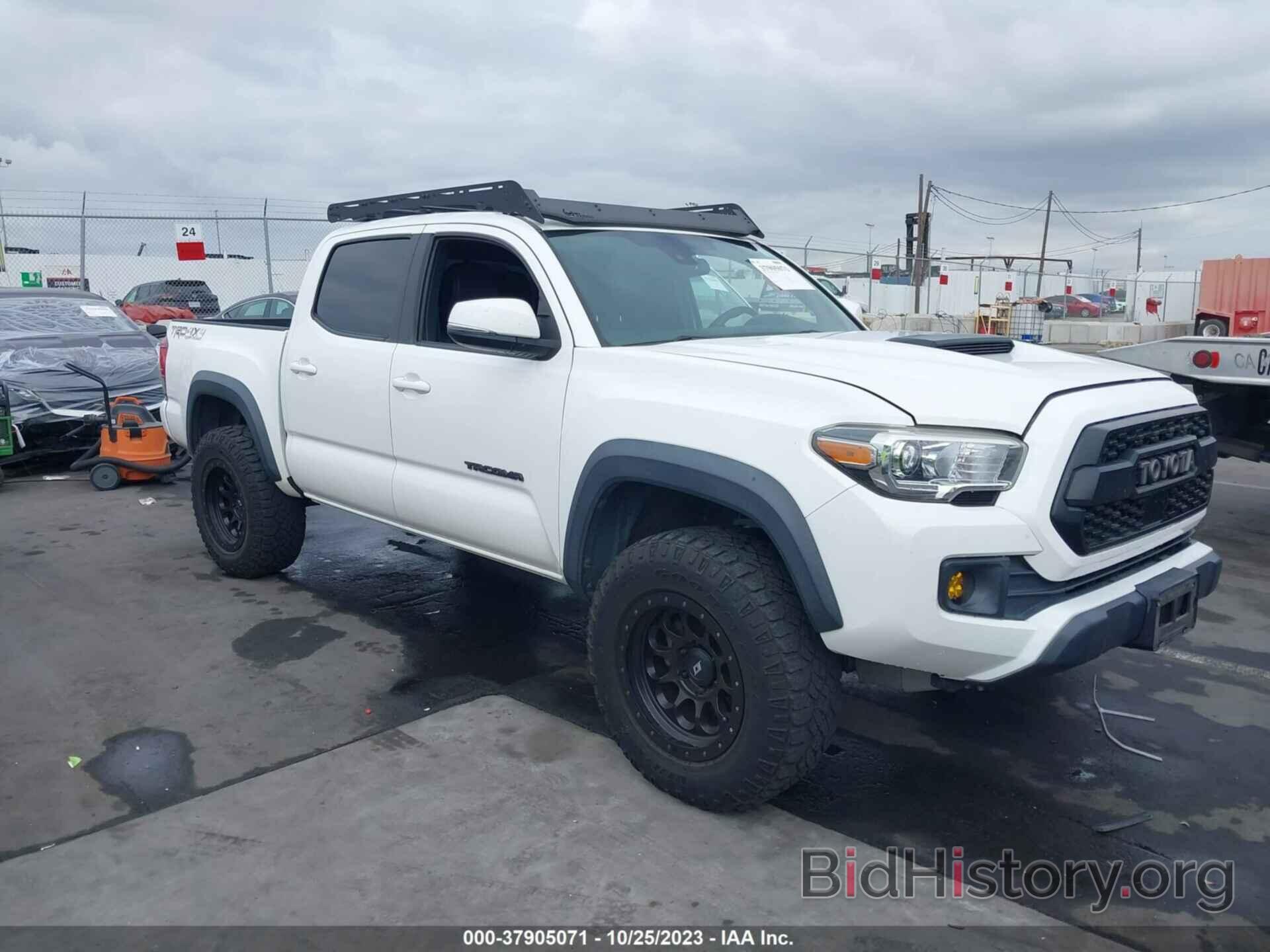 Фотография 5TFCZ5AN1JX155157 - TOYOTA TACOMA 2018