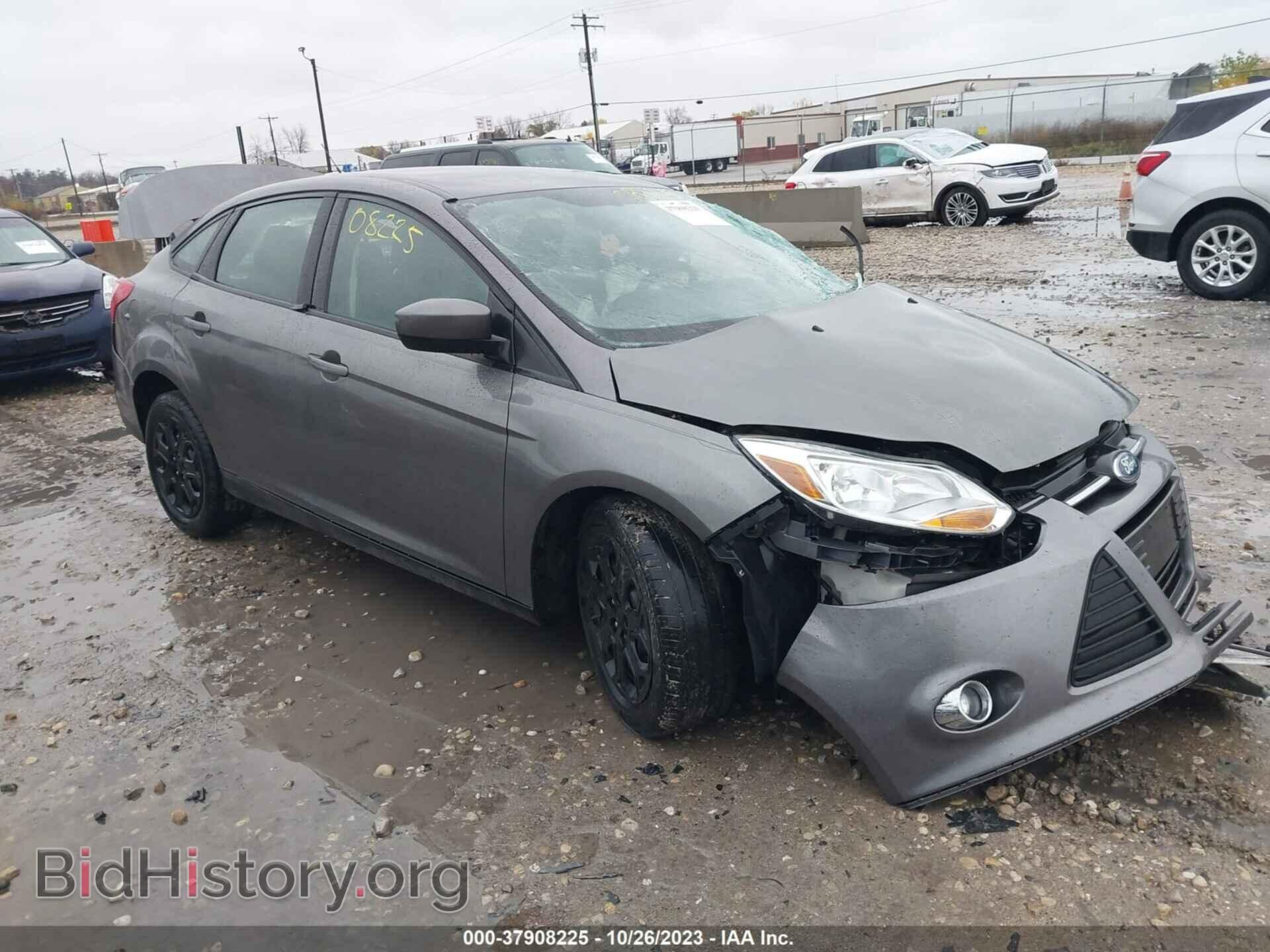 Фотография 1FAHP3F24CL306877 - FORD FOCUS 2012