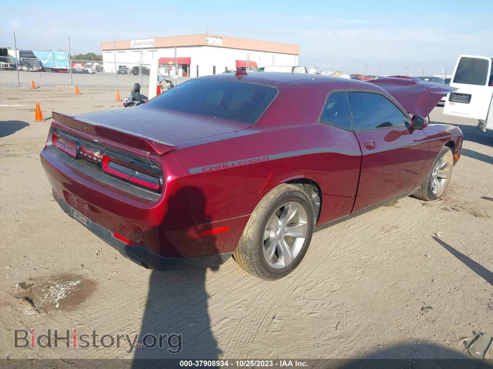 2018 DODGE CHALLENGER - VIN: 2C3CDZAG4JH339699 - Фото 4