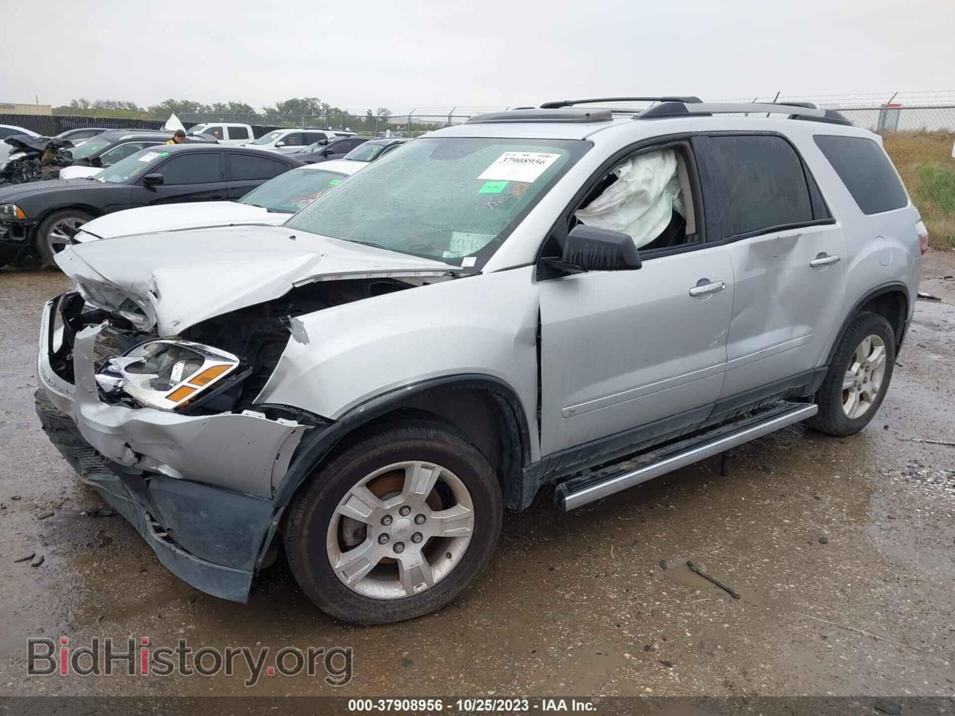 2010 GMC ACADIA - VIN: 1GKLRLED7AJ171571 - Photo 2