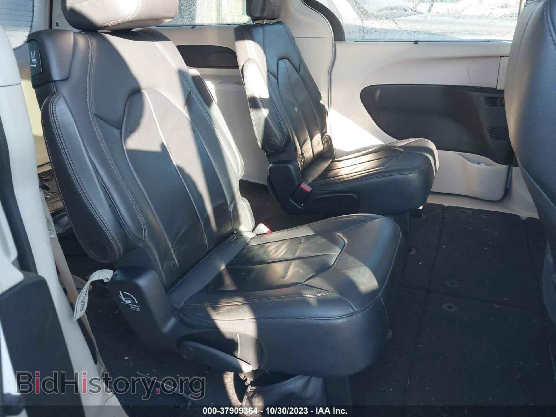 2017 CHRYSLER PACIFICA - VIN: 2C4RC1BG7HR668393 - Photo 8