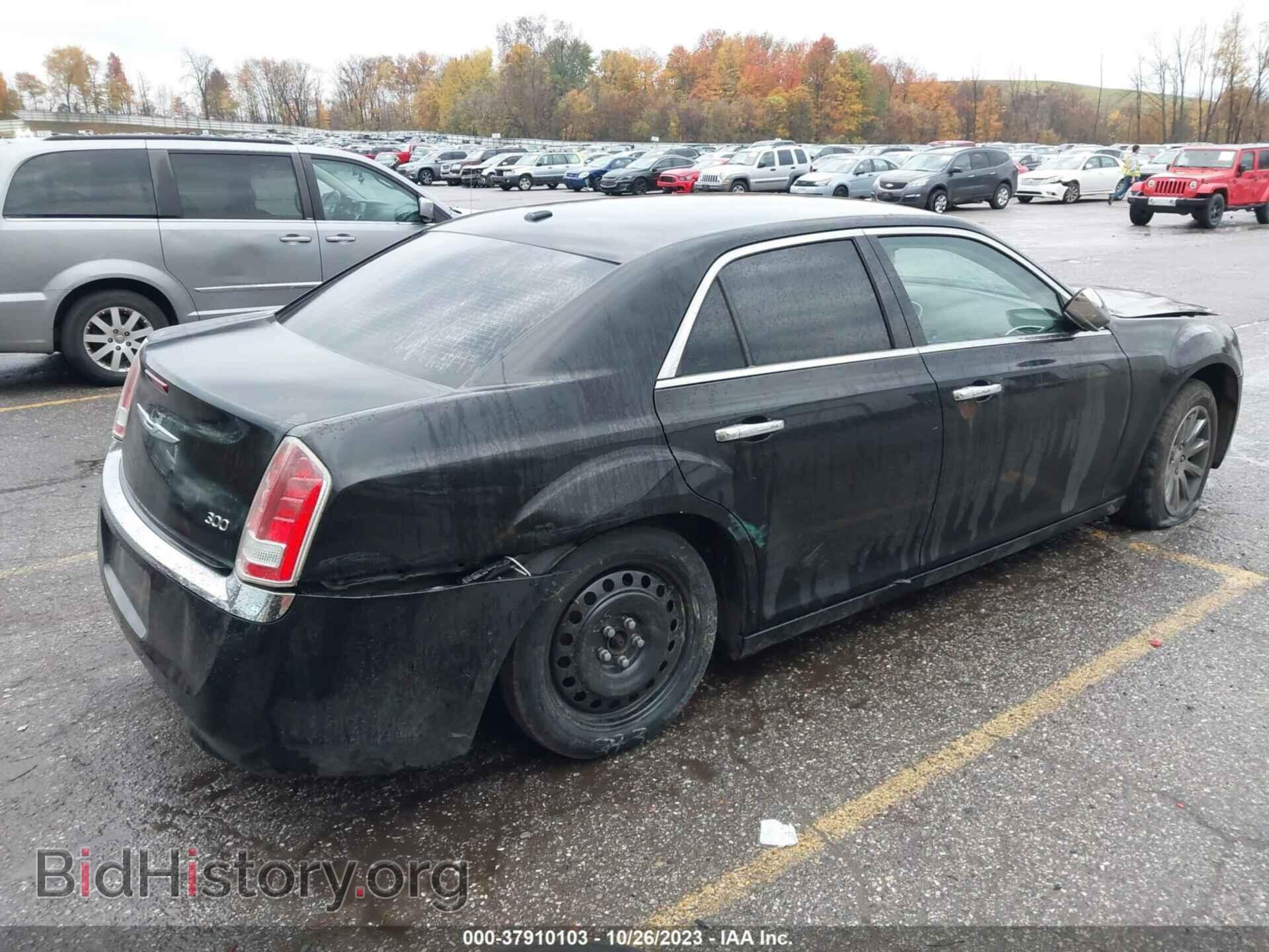 2011 CHRYSLER 300 - VIN: 2C3CA5CG0BH568865 - Фото 4