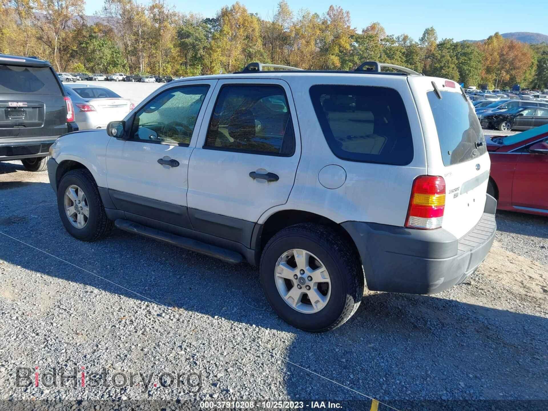 2006 FORD ESCAPE - VIN: 1FMCU93156KC81800 - Фото 3