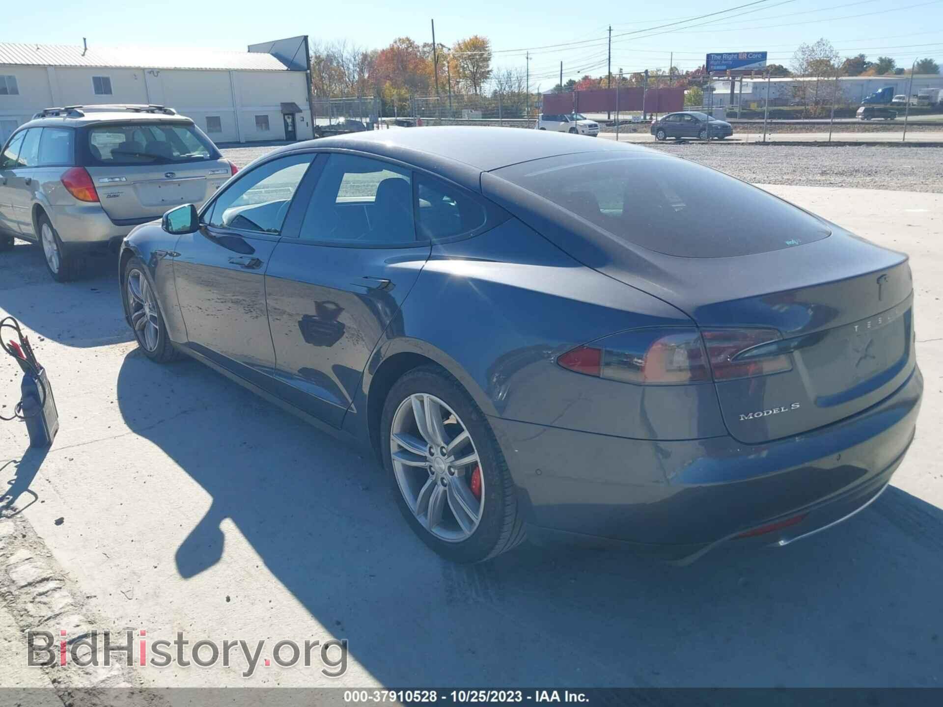 2015 TESLA MODEL S - VIN: 5YJSA1H28FFP77232 - Фото 3