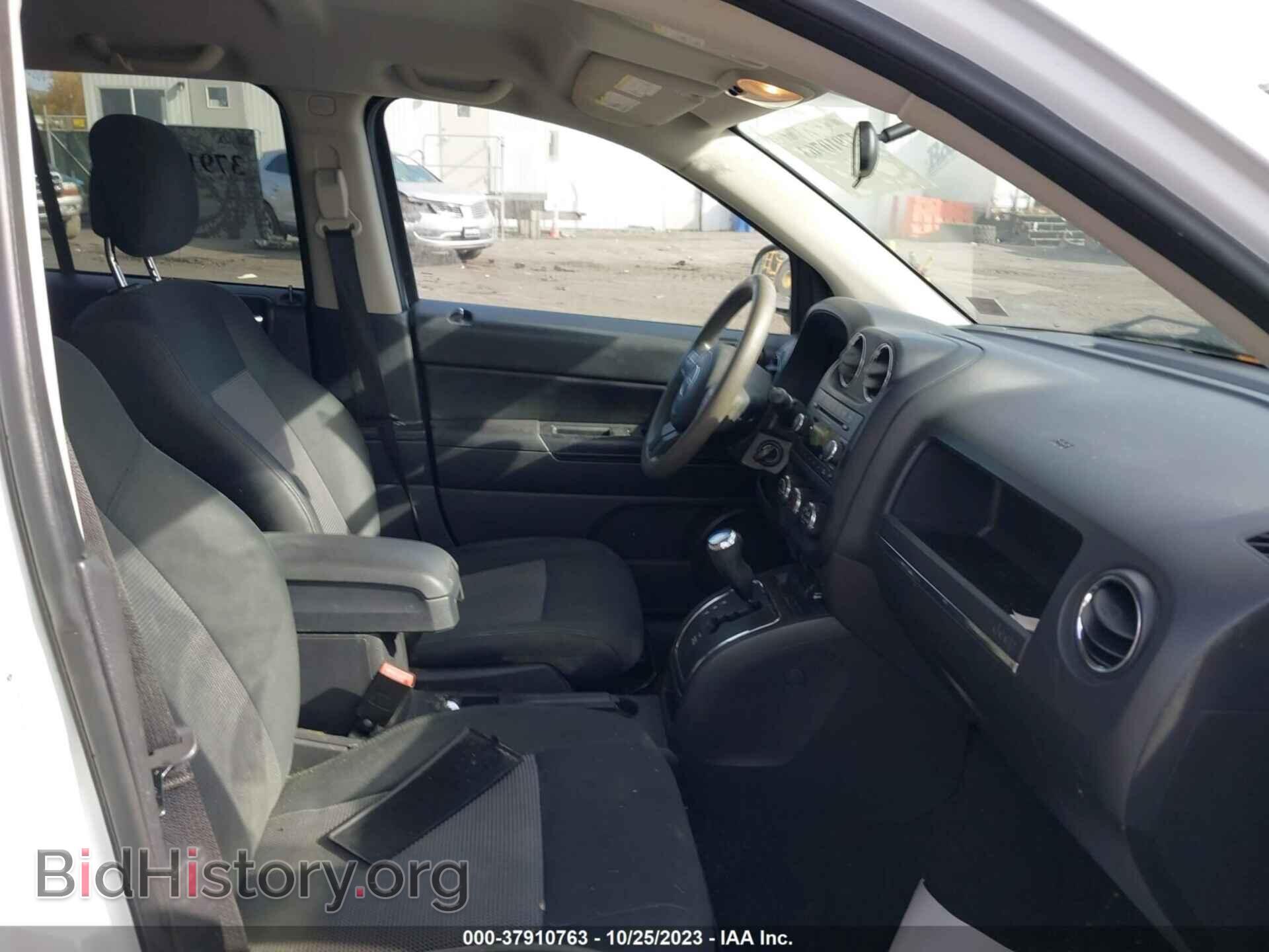 2012 JEEP COMPASS - VIN: 1C4NJDBB5CD593277 - Photo 5