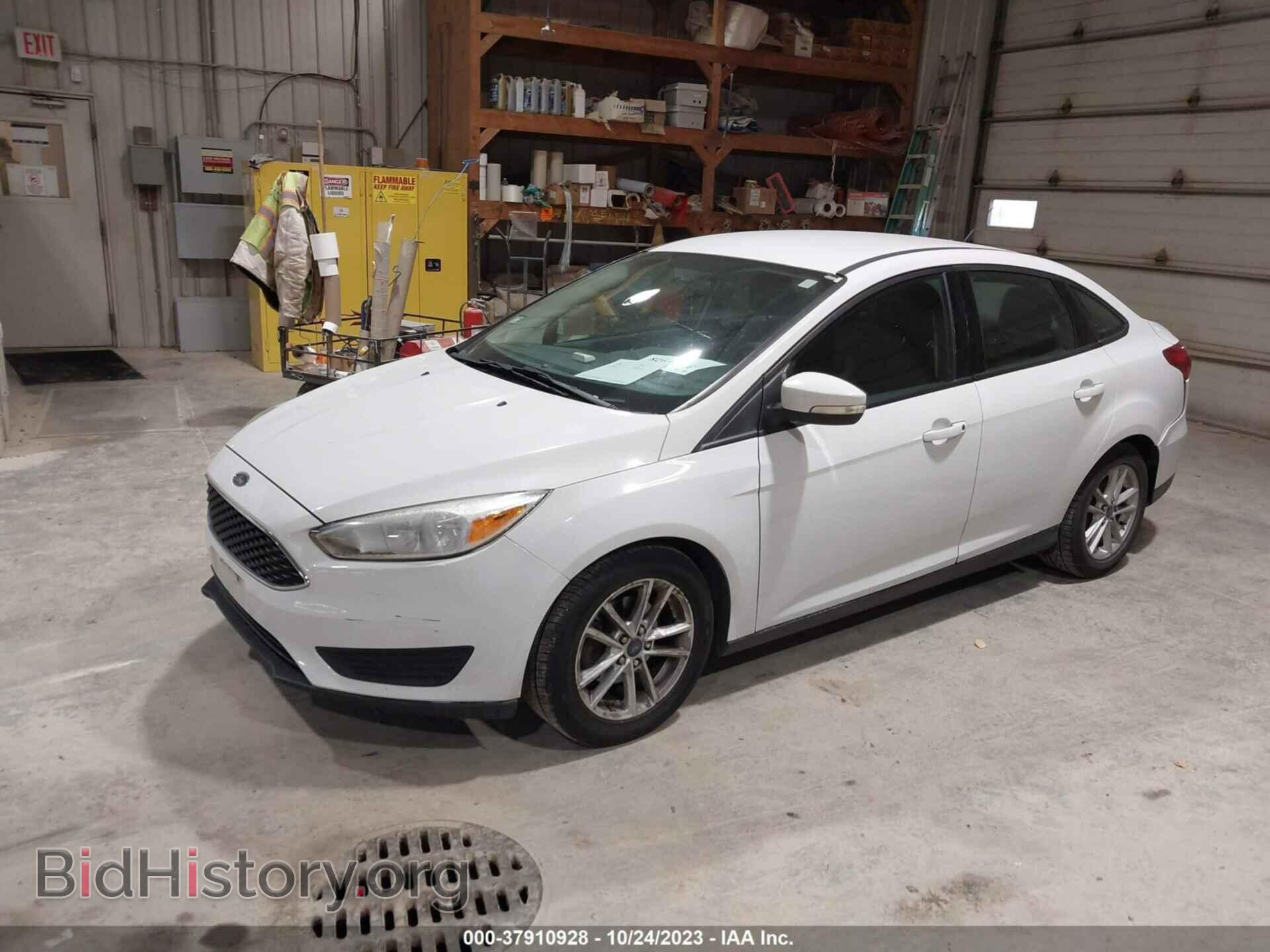 2015 FORD FOCUS - VIN: 1FADP3F24FL317543 - Фото 2