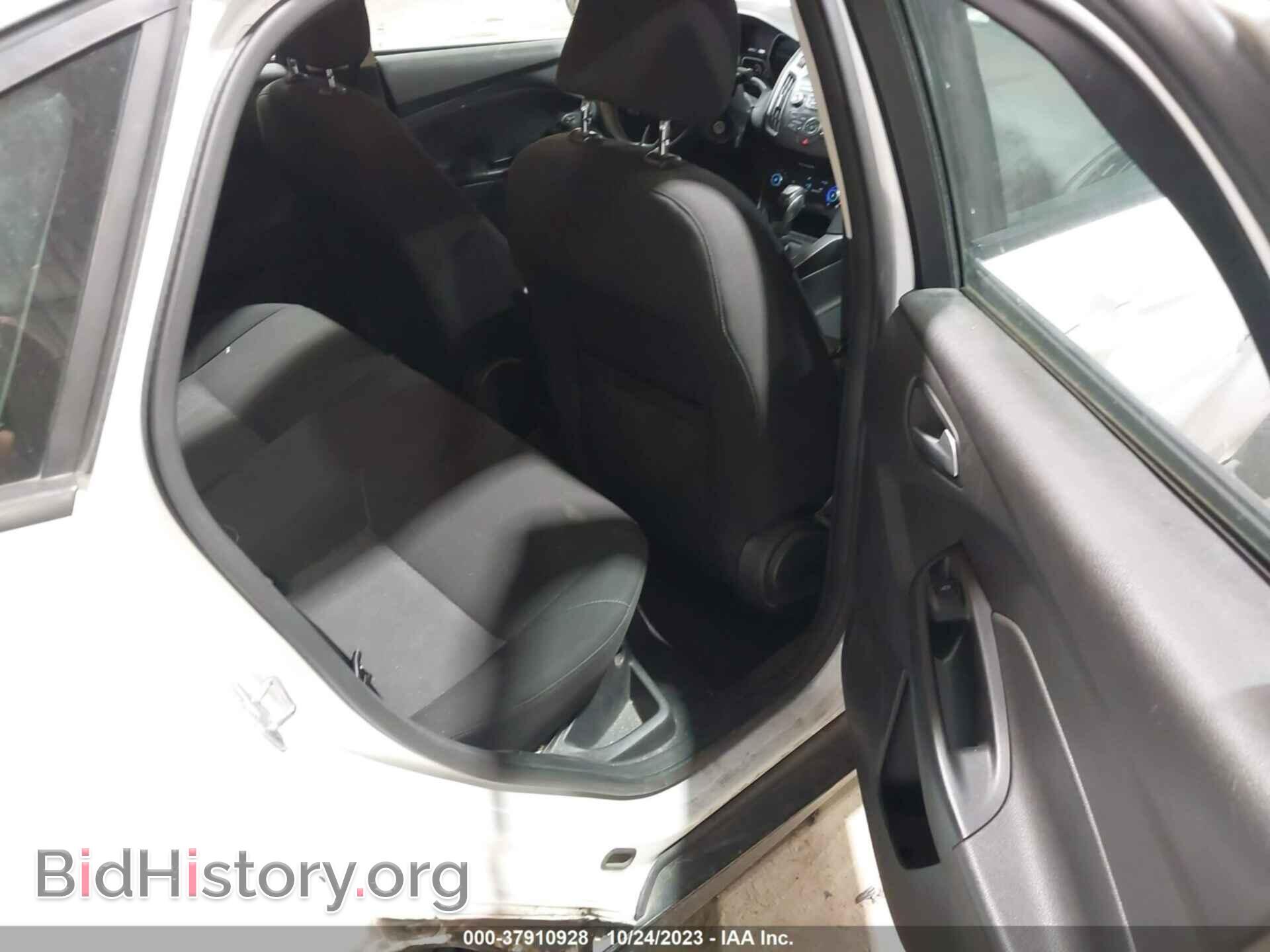 2015 FORD FOCUS - VIN: 1FADP3F24FL317543 - Фото 8