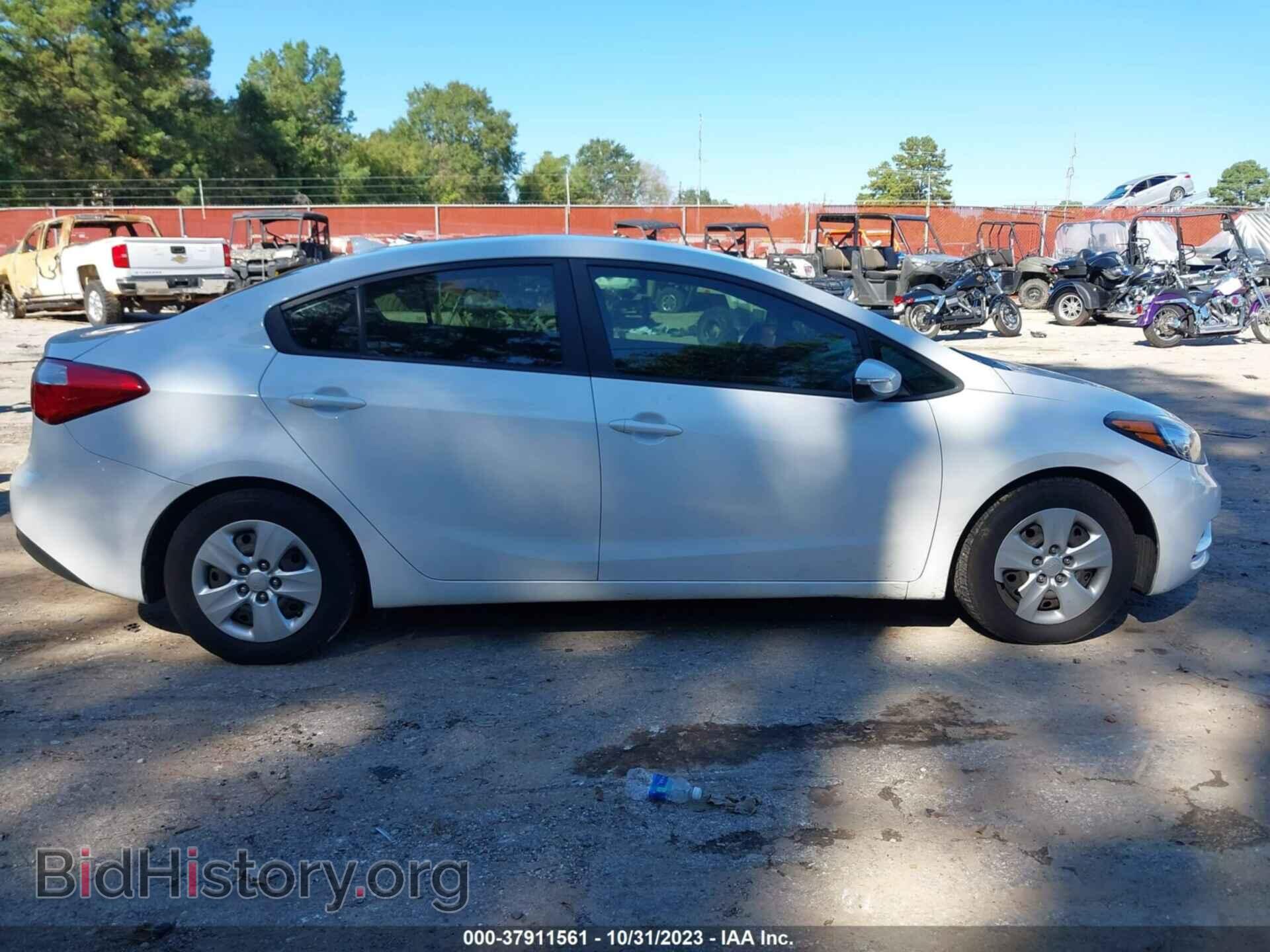 2015 KIA FORTE - VIN: KNAFX4A69F5379024 - Фото 13