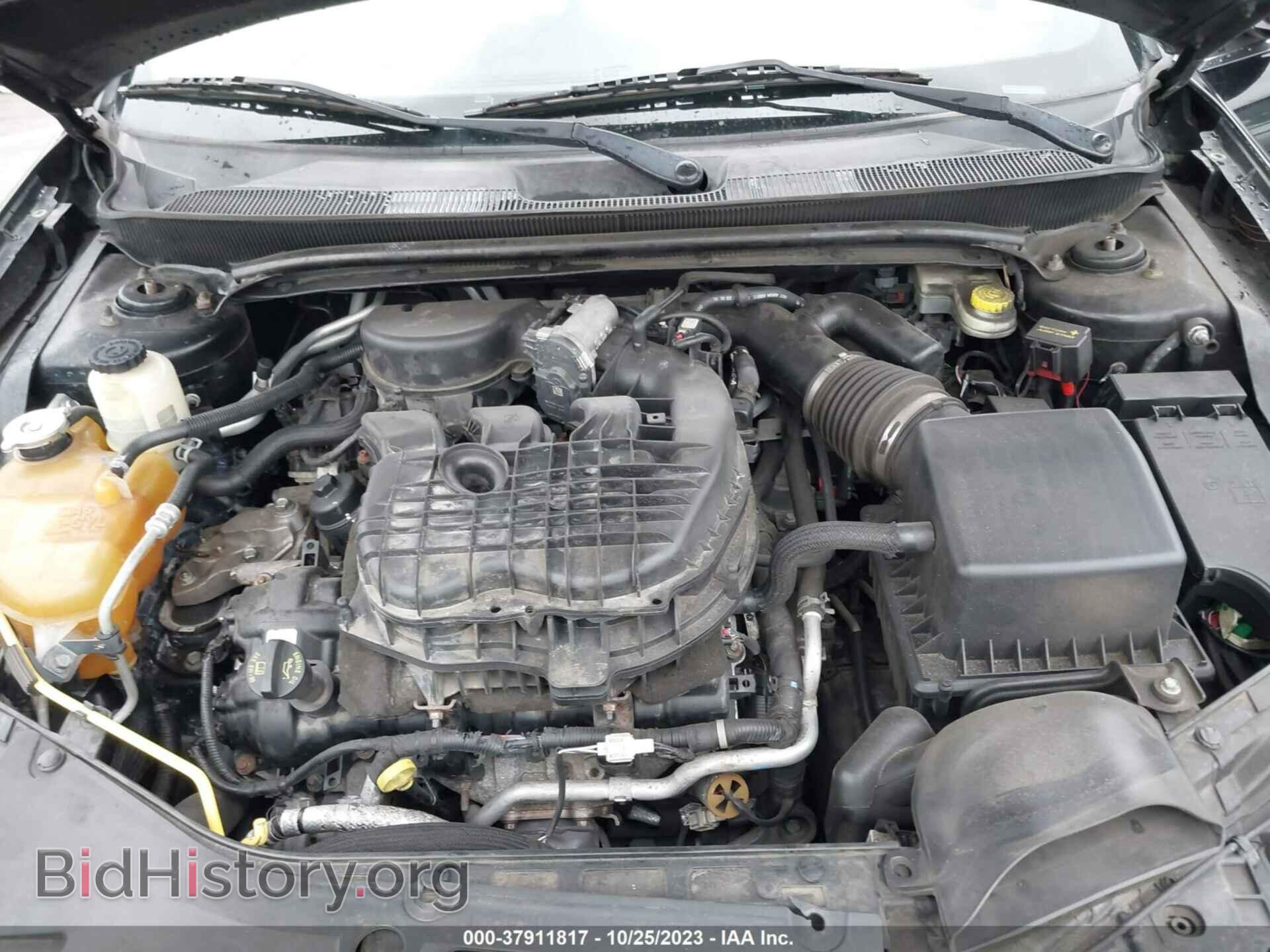2012 CHRYSLER 200 - VIN: 1C3CCBHG2CN276838 - Фото 10