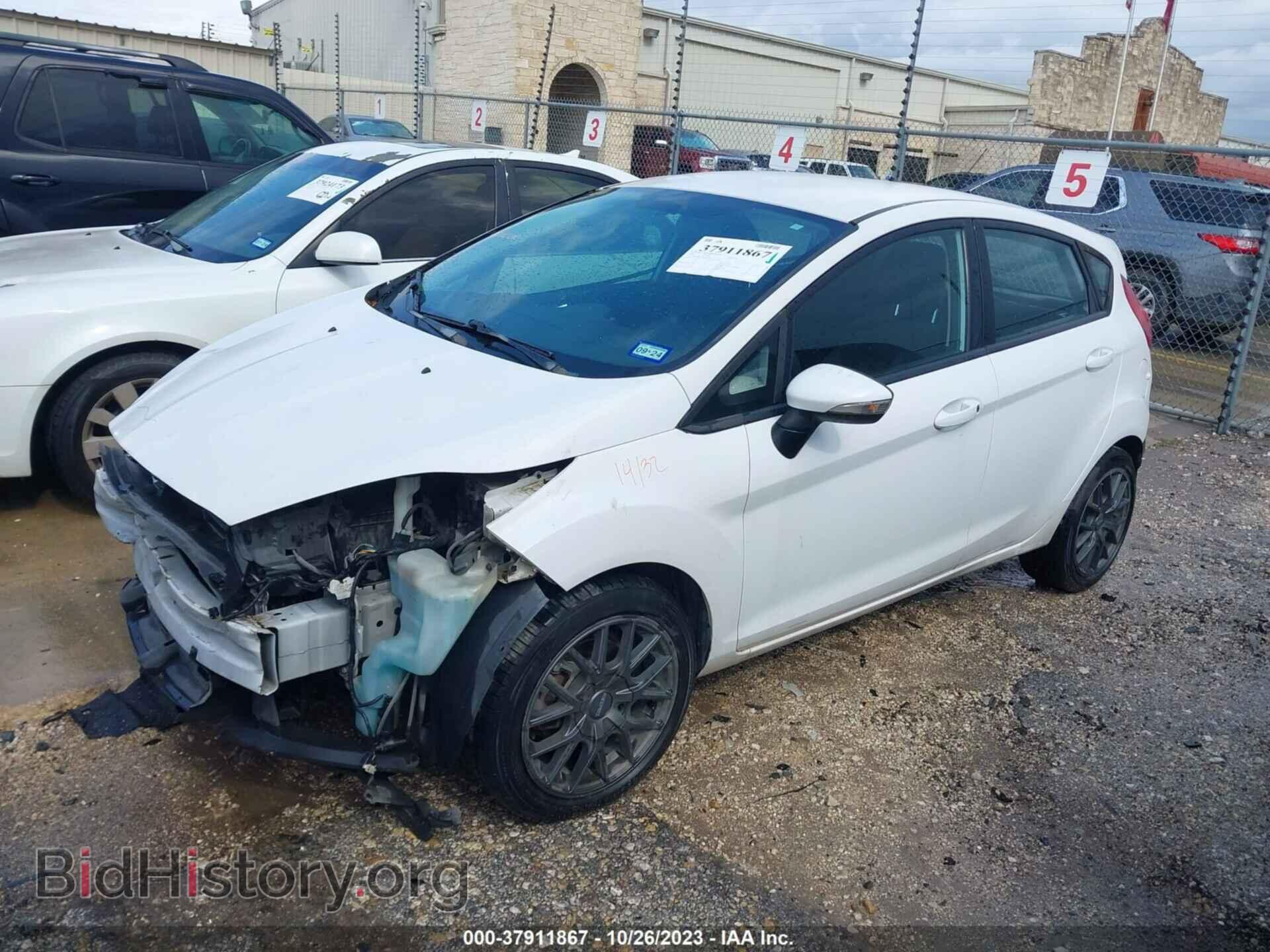 2015 FORD FIESTA - VIN: 3FADP4EJ8FM117942 - Фото 2