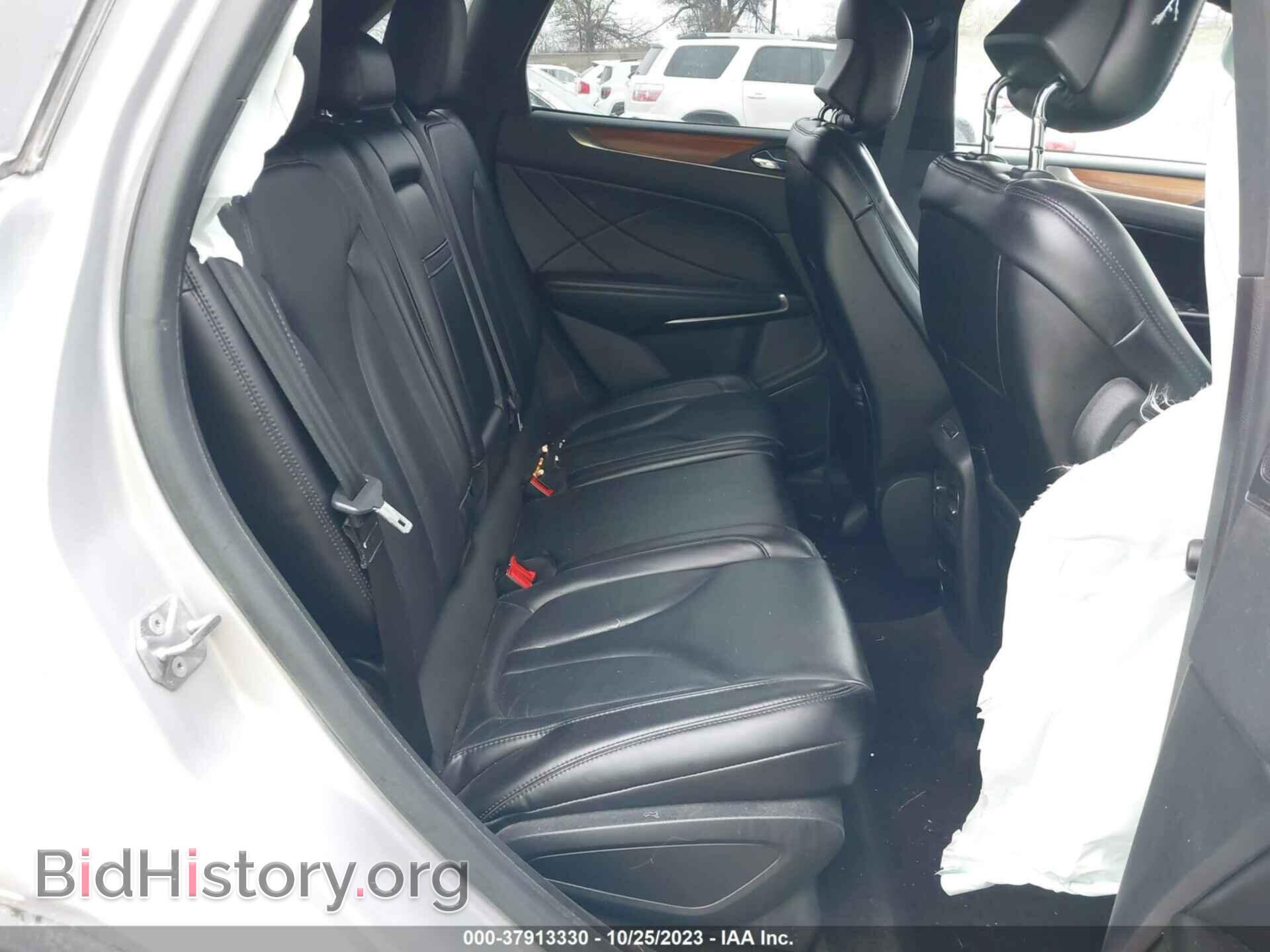 2018 LINCOLN MKC - VIN: 5LMCJ2D96JUL23356 - Photo 8