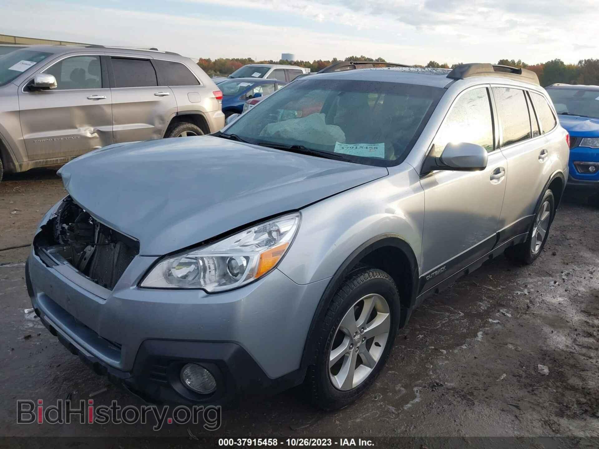 2014 SUBARU OUTBACK - VIN: 4S4BRCMC5E3304012 - Фото 2