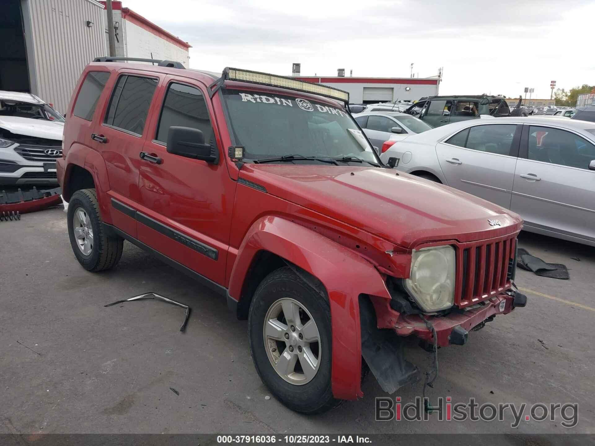 Photo 1J8GN28K09W508179 - JEEP LIBERTY 2009