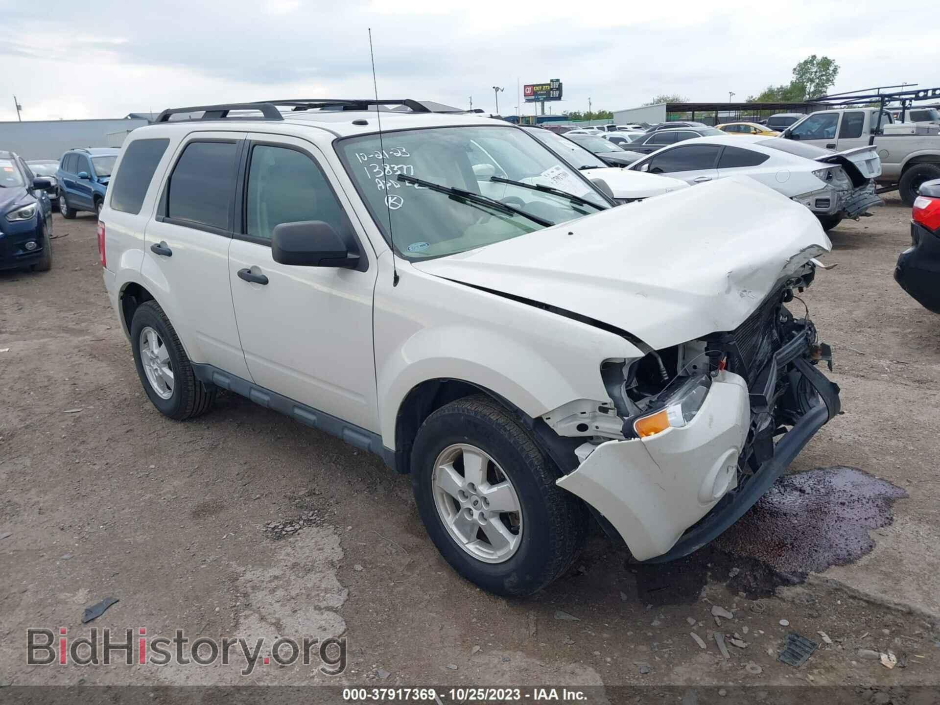 Фотография 1FMCU0DG2CKB01795 - FORD ESCAPE 2012