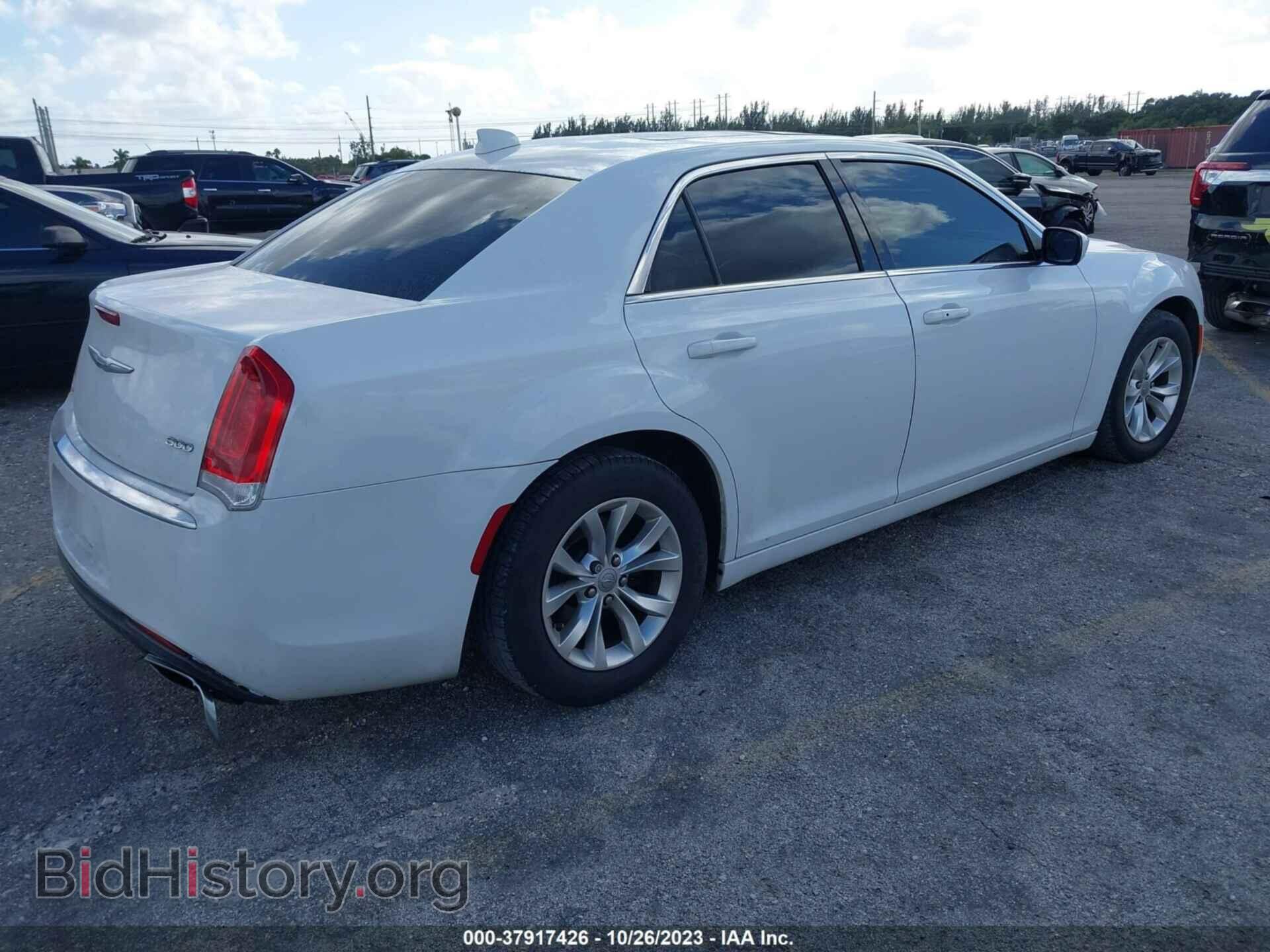 2016 CHRYSLER 300 - VIN: 2C3CCAAG6GH252836 - Фото 4