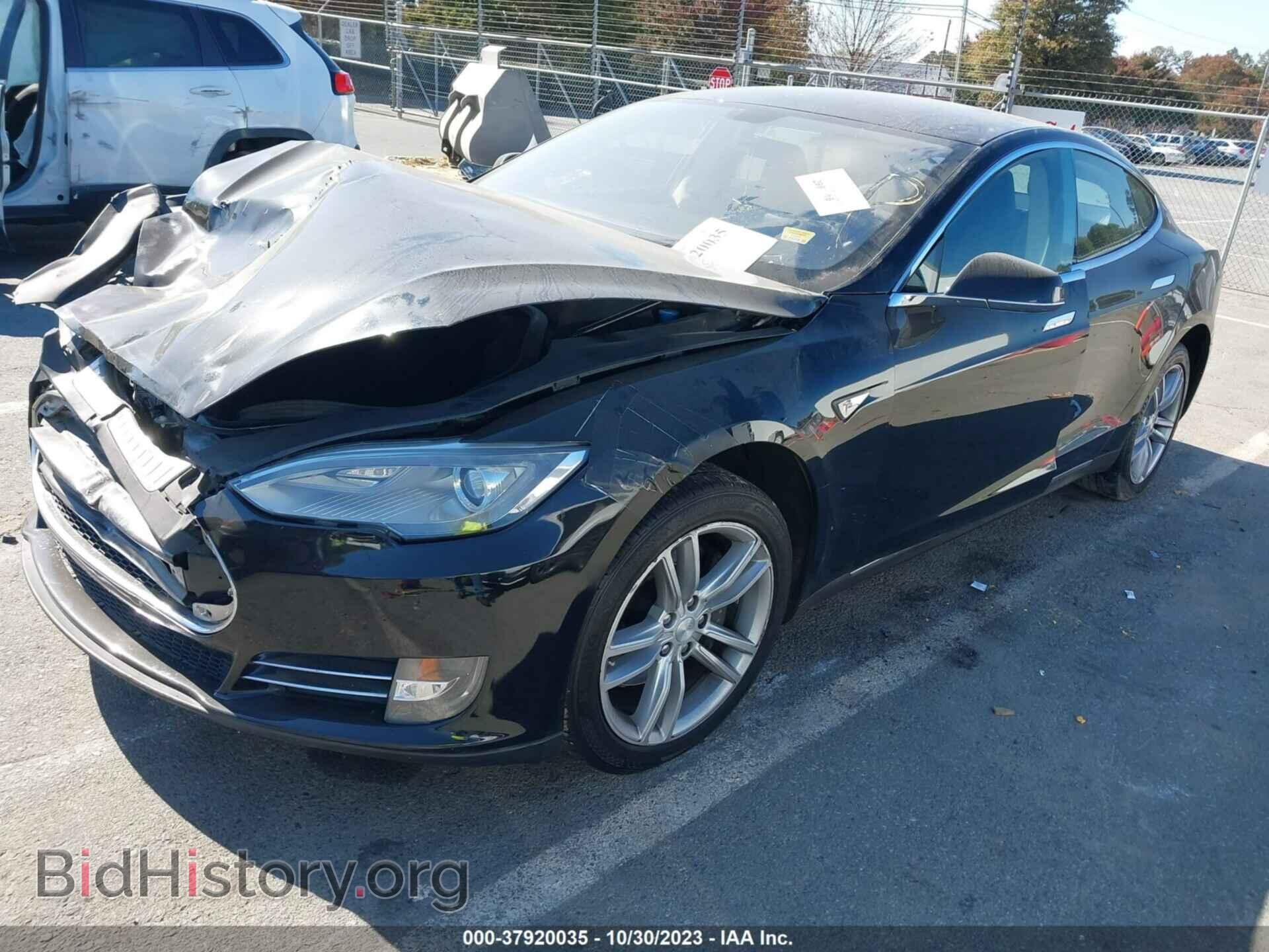 2013 TESLA MODEL S - VIN: 5YJSA1AG4DFP09335 - Фото 2