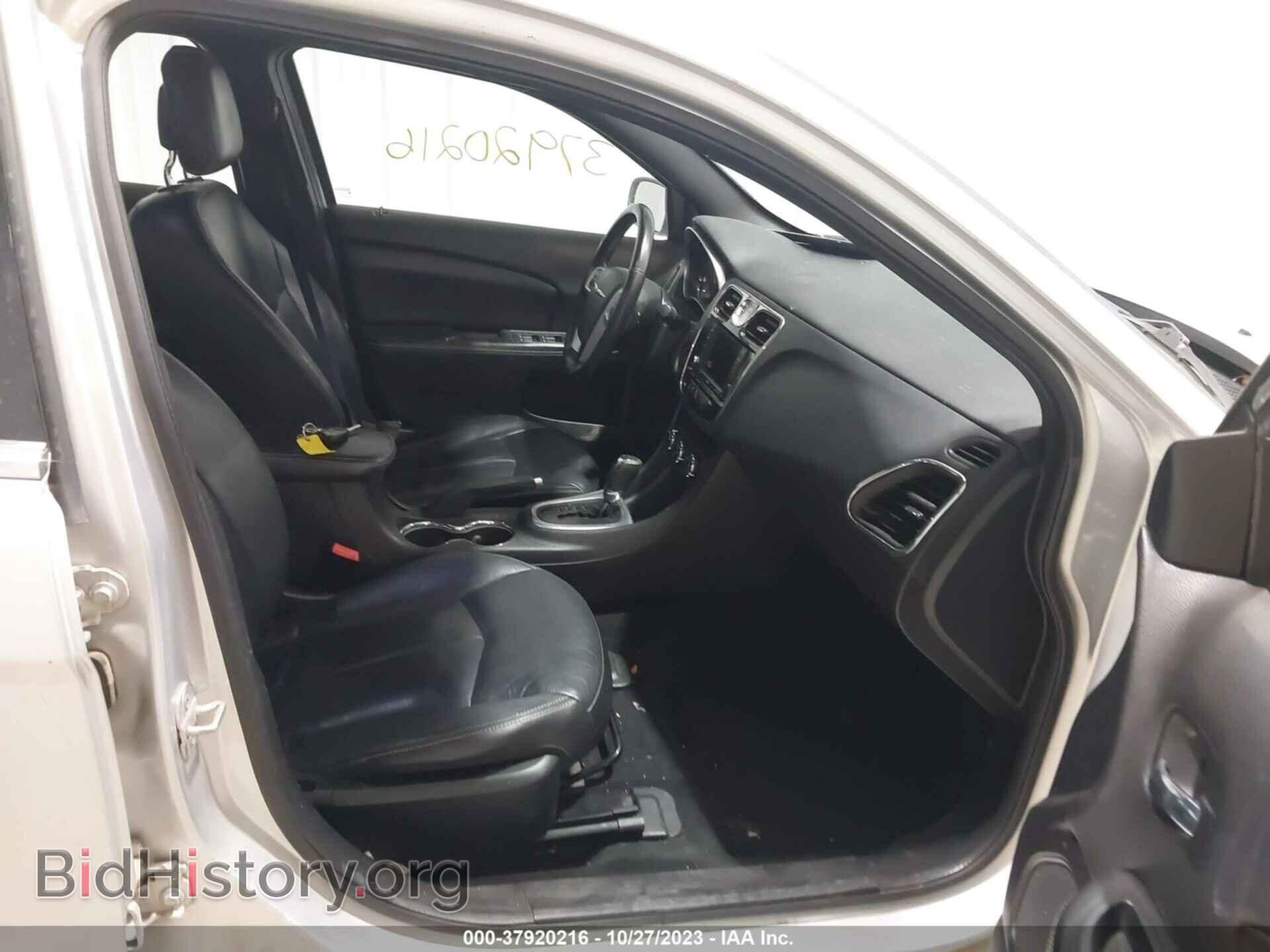 2012 CHRYSLER 200 - VIN: 1C3CCBCB6CN158884 - Фото 5