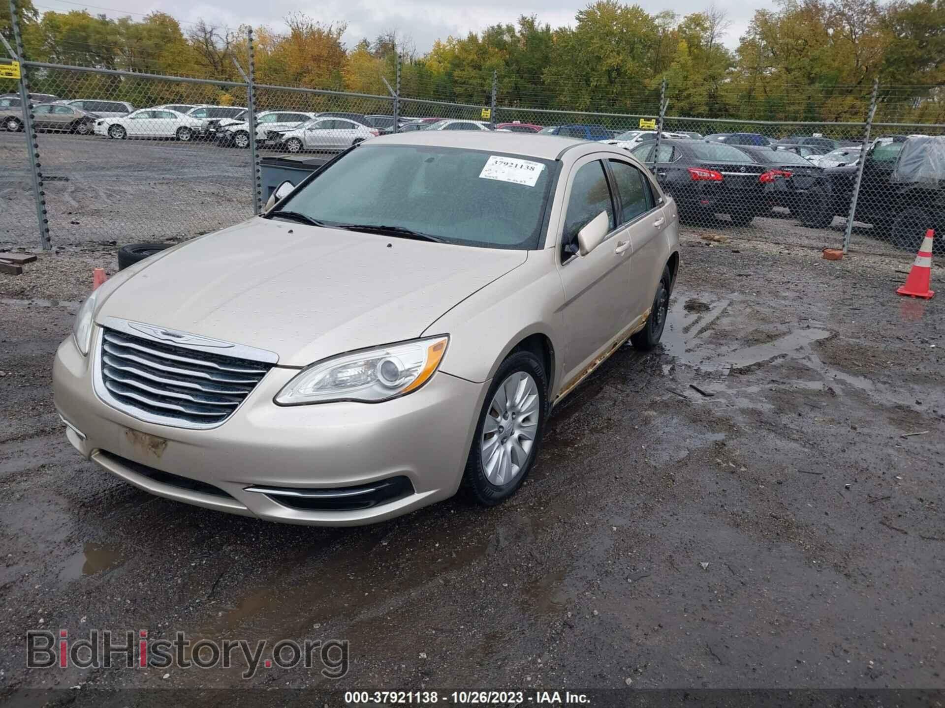 2013 CHRYSLER 200 - VIN: 1C3CCBAB5DN734078 - Photo 2