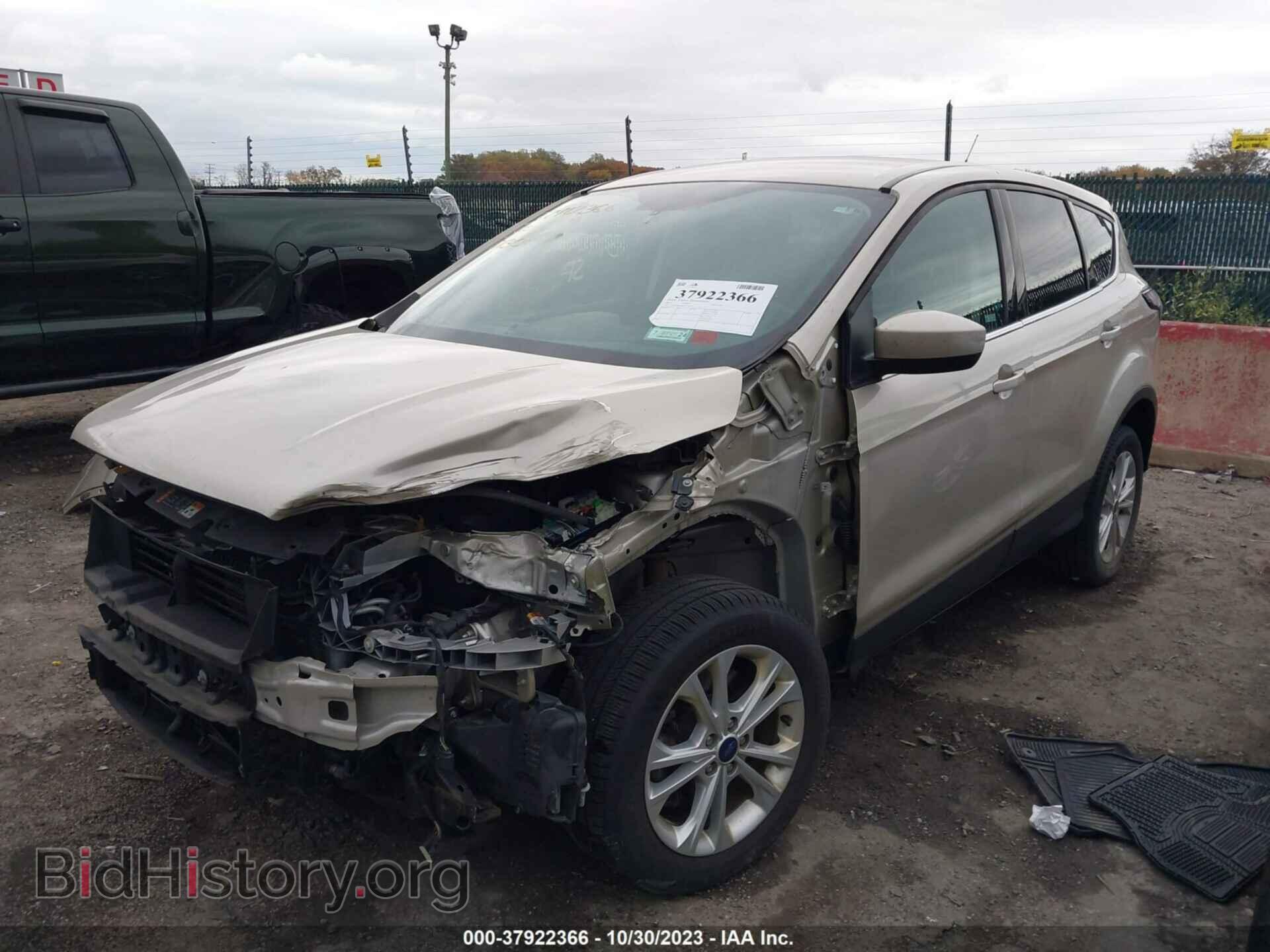 2017 FORD ESCAPE - VIN: 1FMCU9GD6HUC75211 - Photo 2