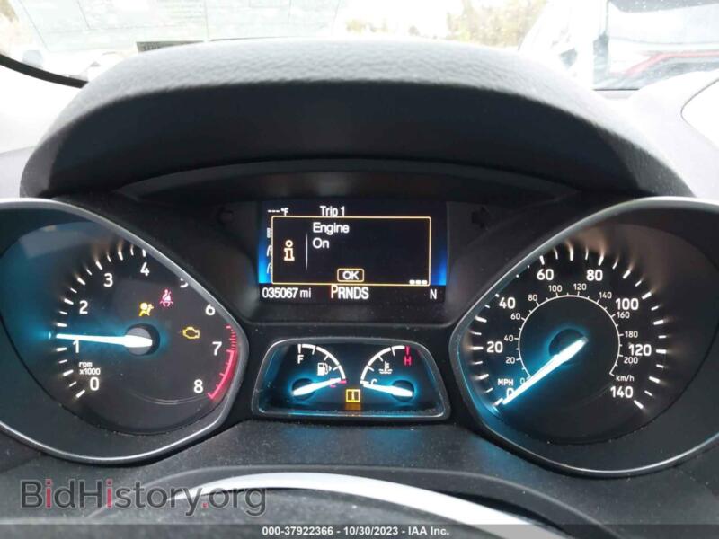 2017 Ford ESCAPE (VIN 1FMCU9GD6HUC75211) — фото 7 из 17