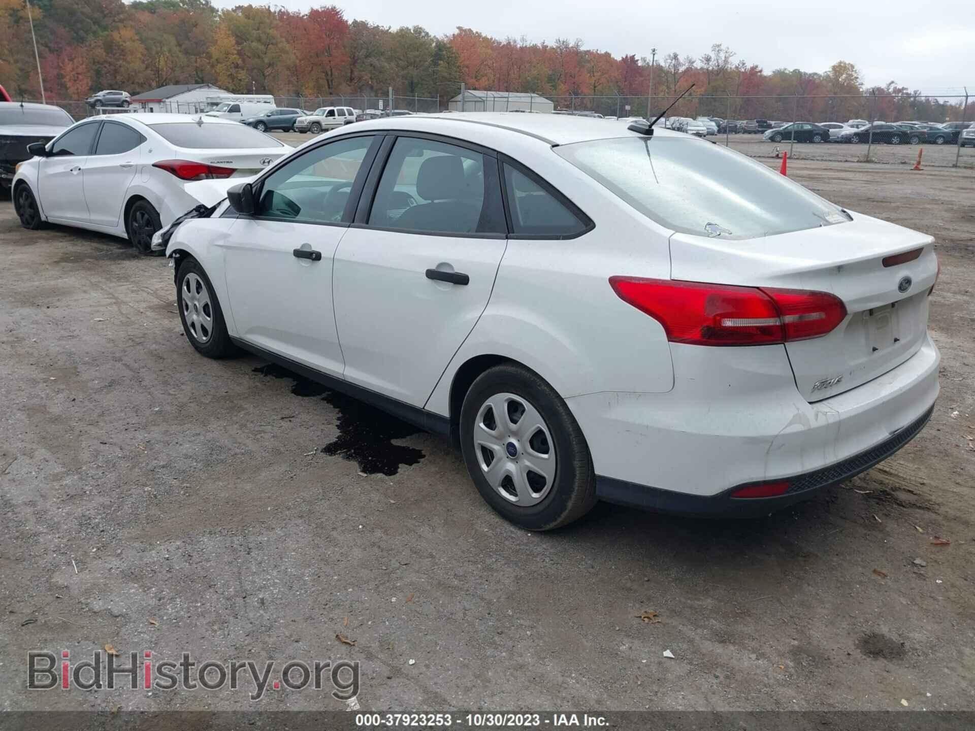 2015 FORD FOCUS - VIN: 1FADP3E26FL224265 - Фото 3