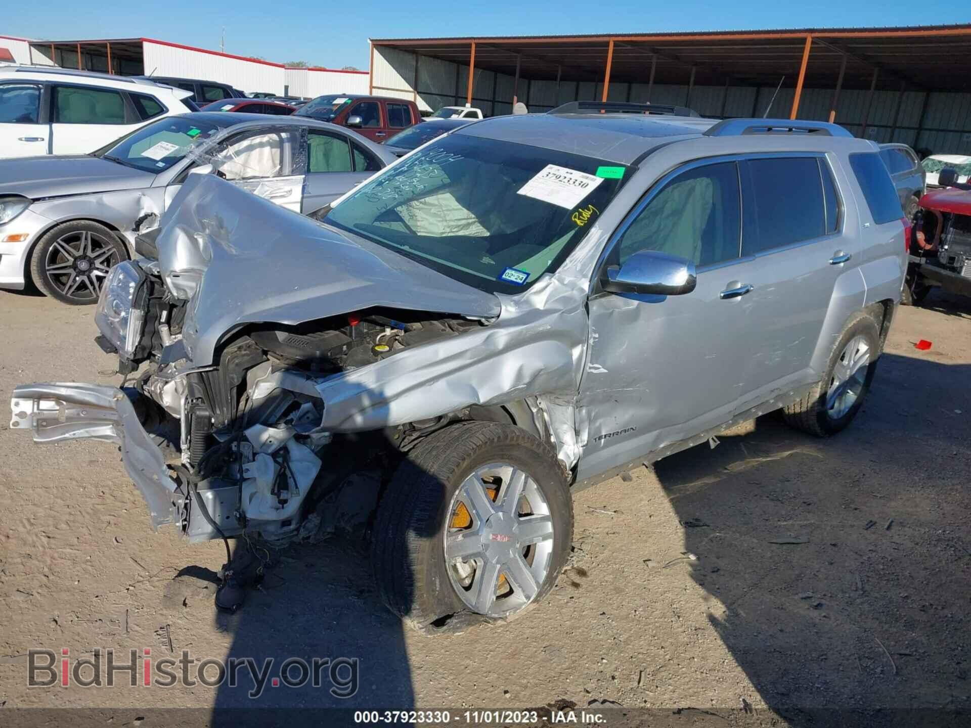 2011 GMC TERRAIN - VIN: 2CTALWEC8B6369012 - Фото 2