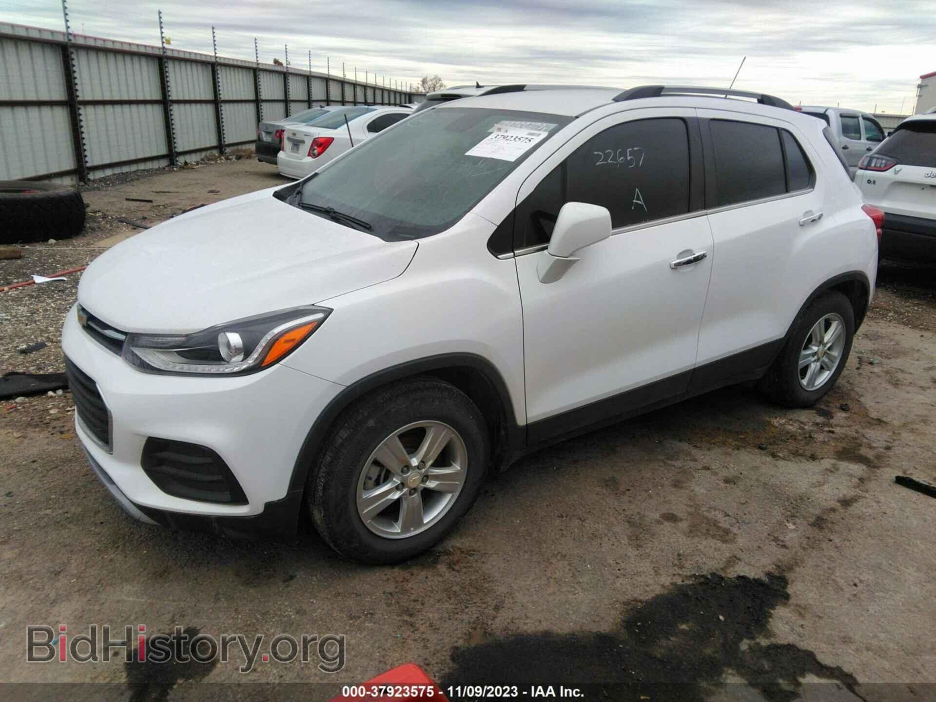 2019 CHEVROLET TRAX - VIN: 3GNCJLSB3KL133522 - Photo 2