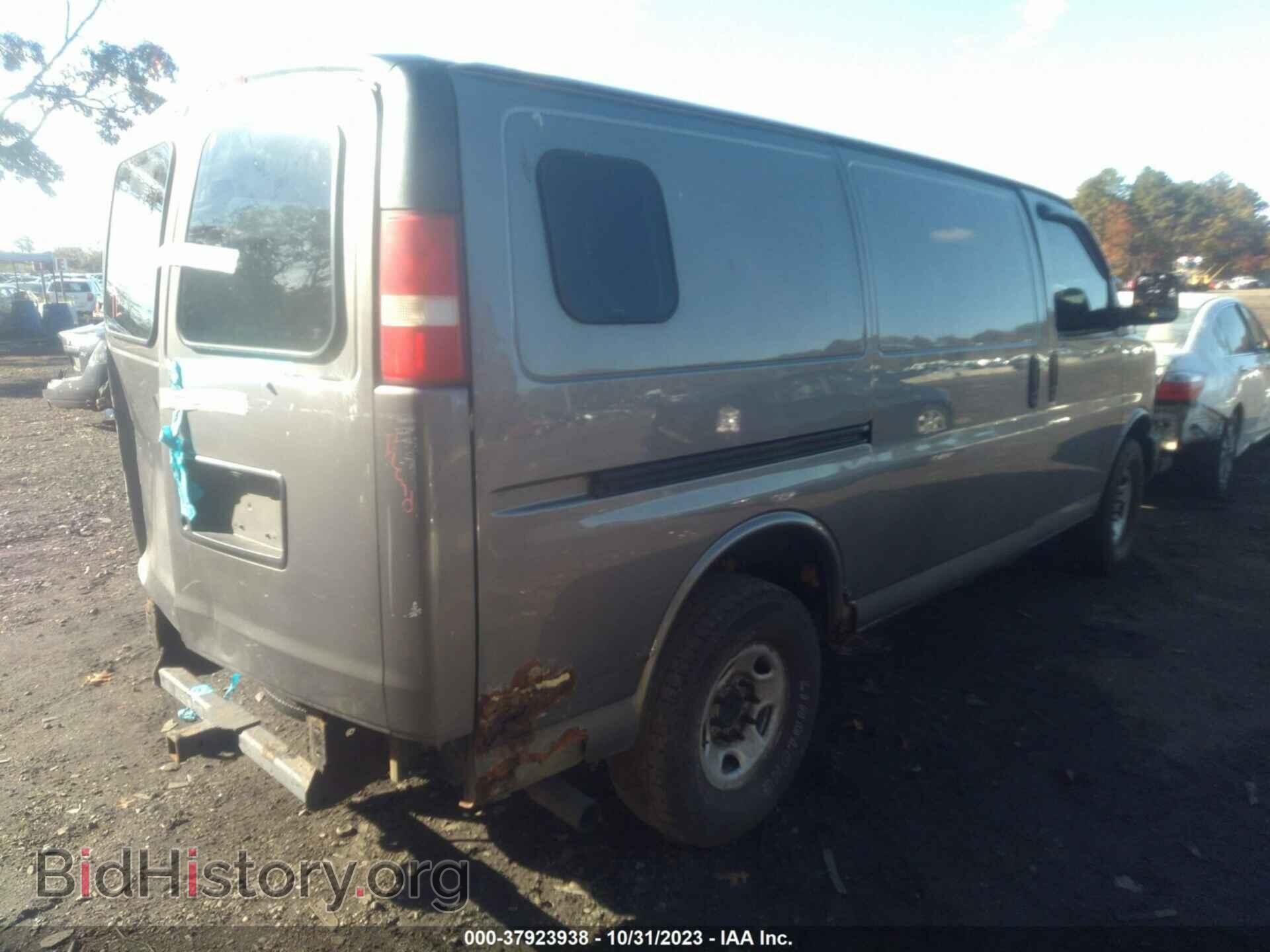 2012 CHEVROLET EXPRESS CARGO VAN - VIN: 1GCWGFCA2C1130891 - Фото 4