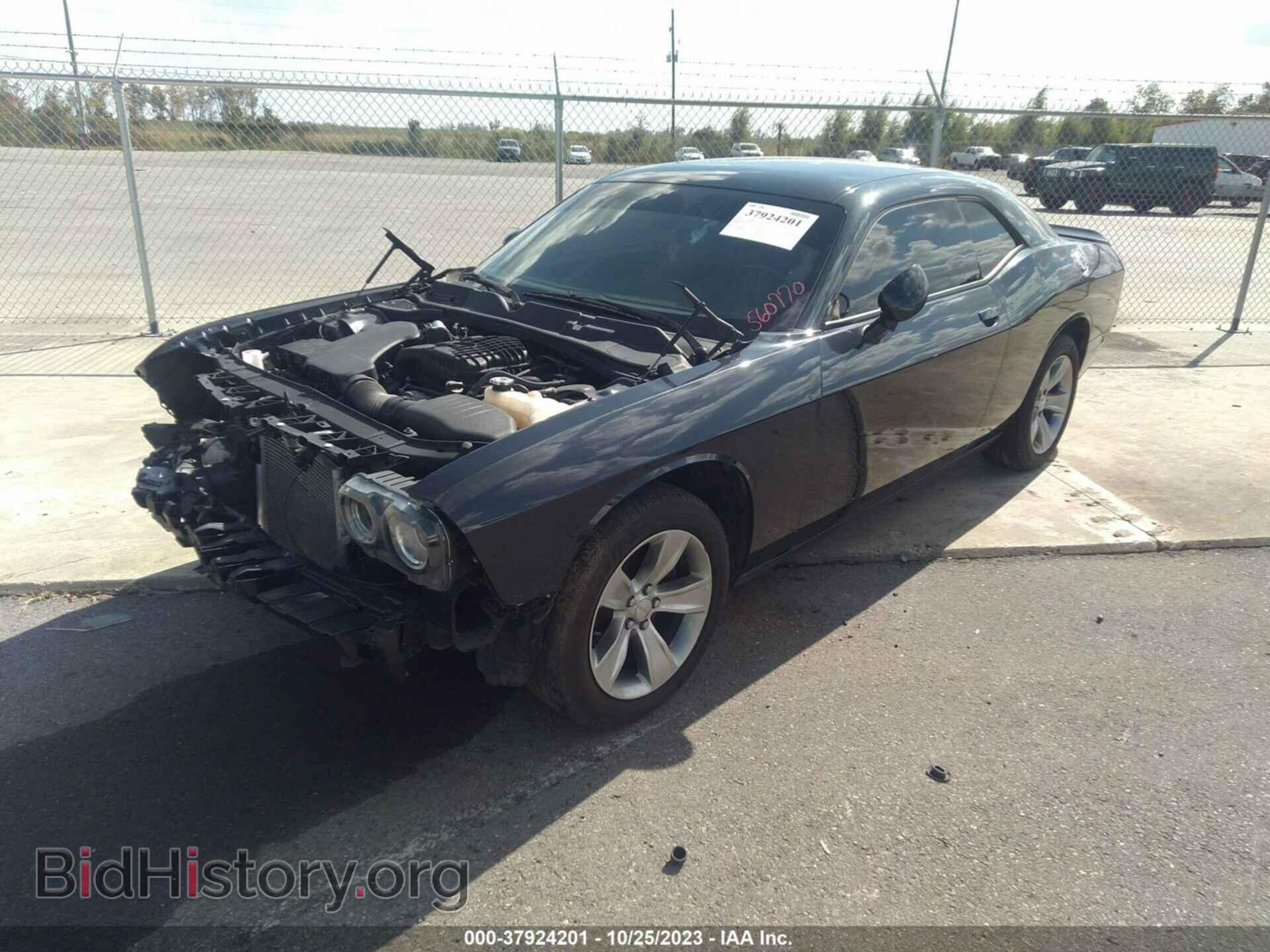2019 DODGE CHALLENGER - VIN: 2C3CDZAG2KH560770 - Photo 2