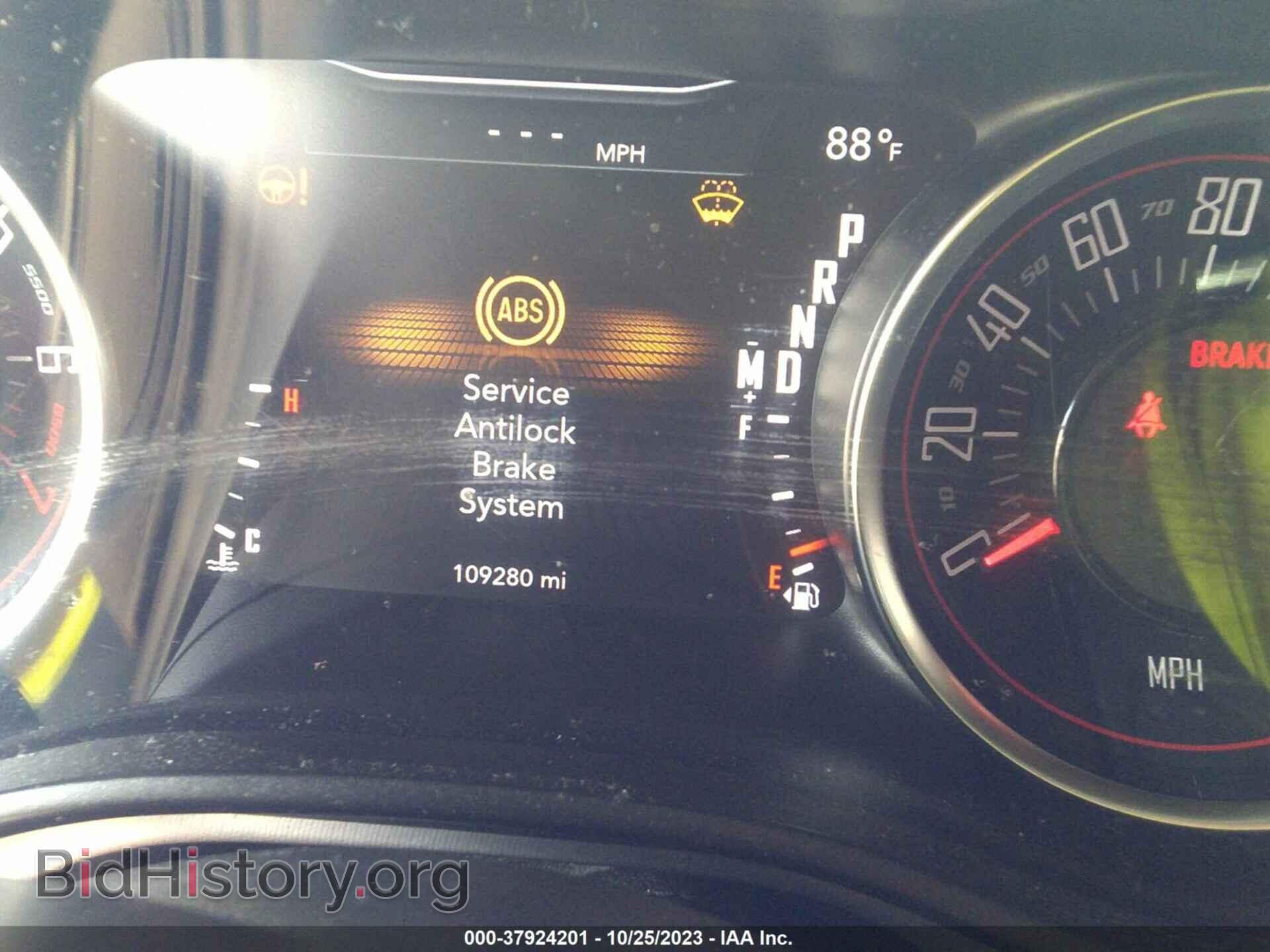 2019 DODGE CHALLENGER - VIN: 2C3CDZAG2KH560770 - Photo 7