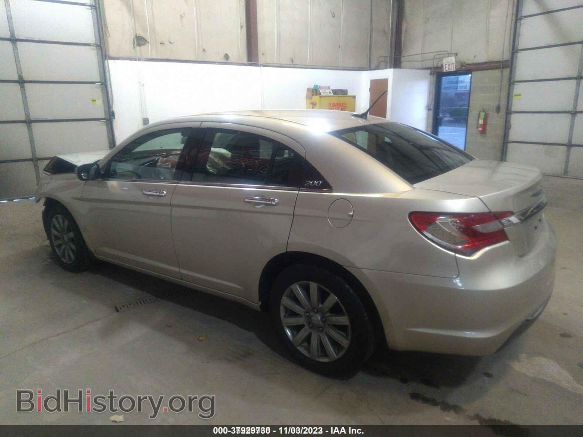2013 CHRYSLER 200 - VIN: 1C3CCBCG8DN595282 - Фото 3