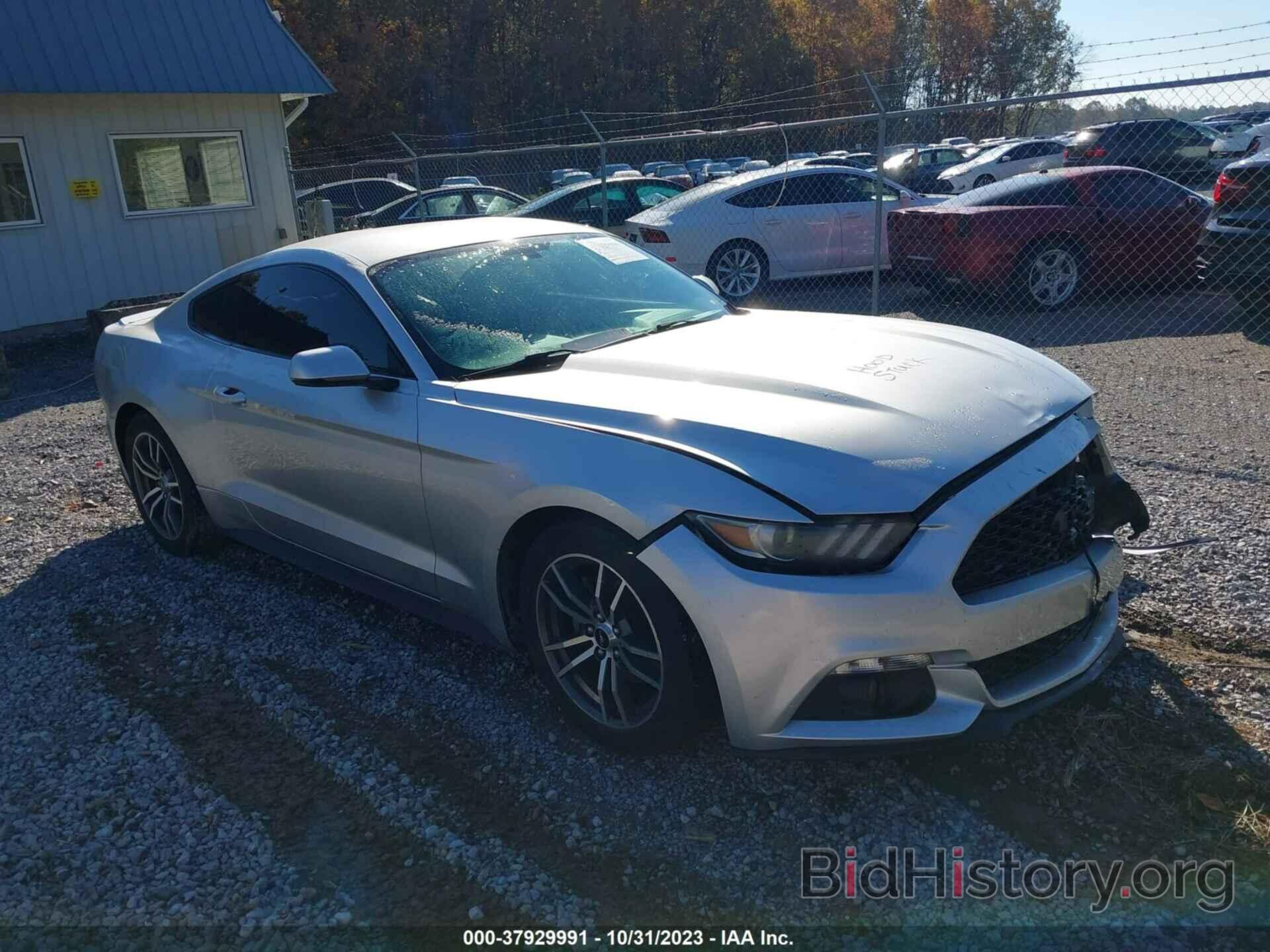 Photo 1FA6P8TH7F5309083 - FORD MUSTANG 2015