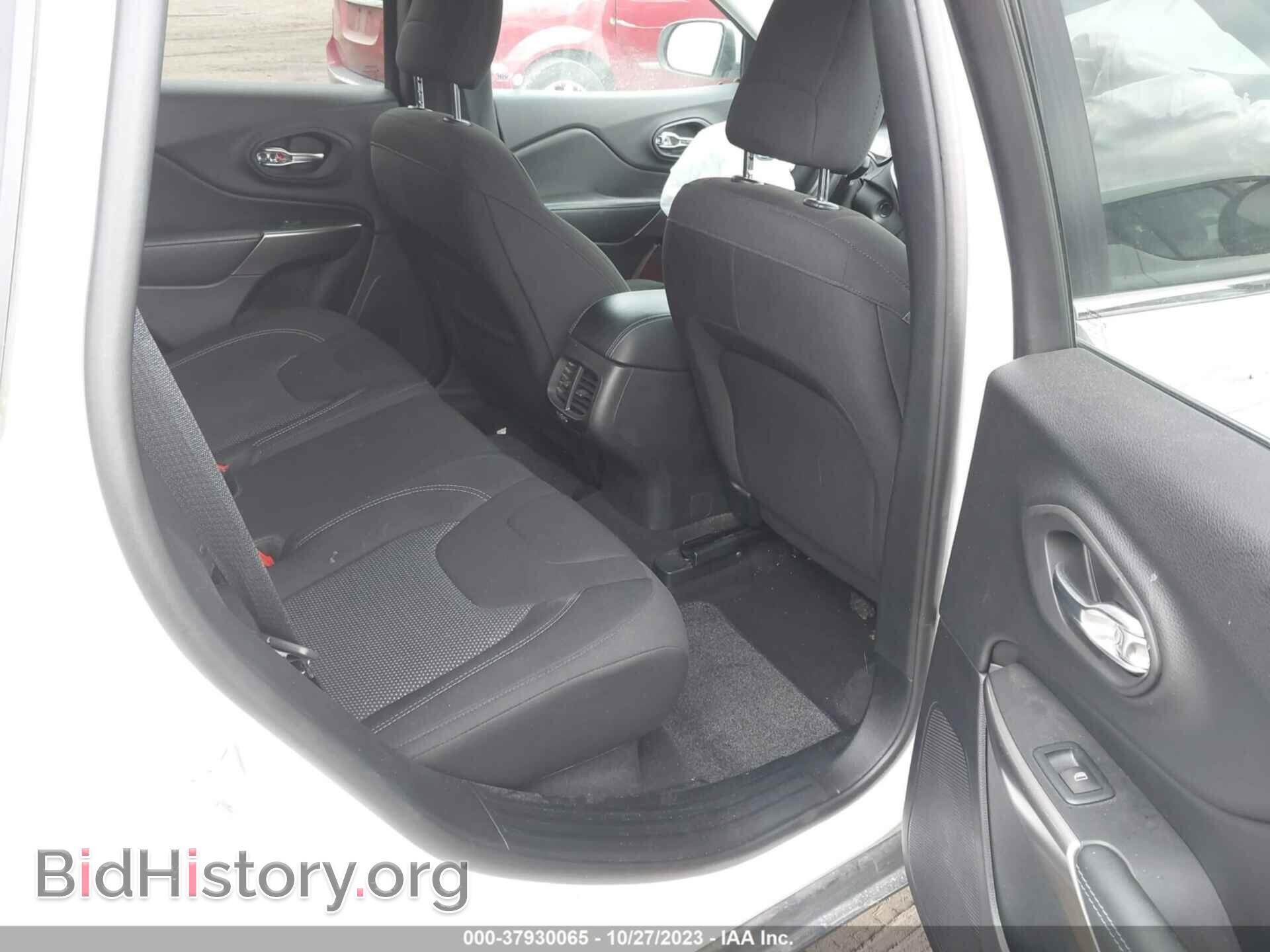 2019 JEEP CHEROKEE - VIN: 1C4PJMCB5KD288917 - Фото 8