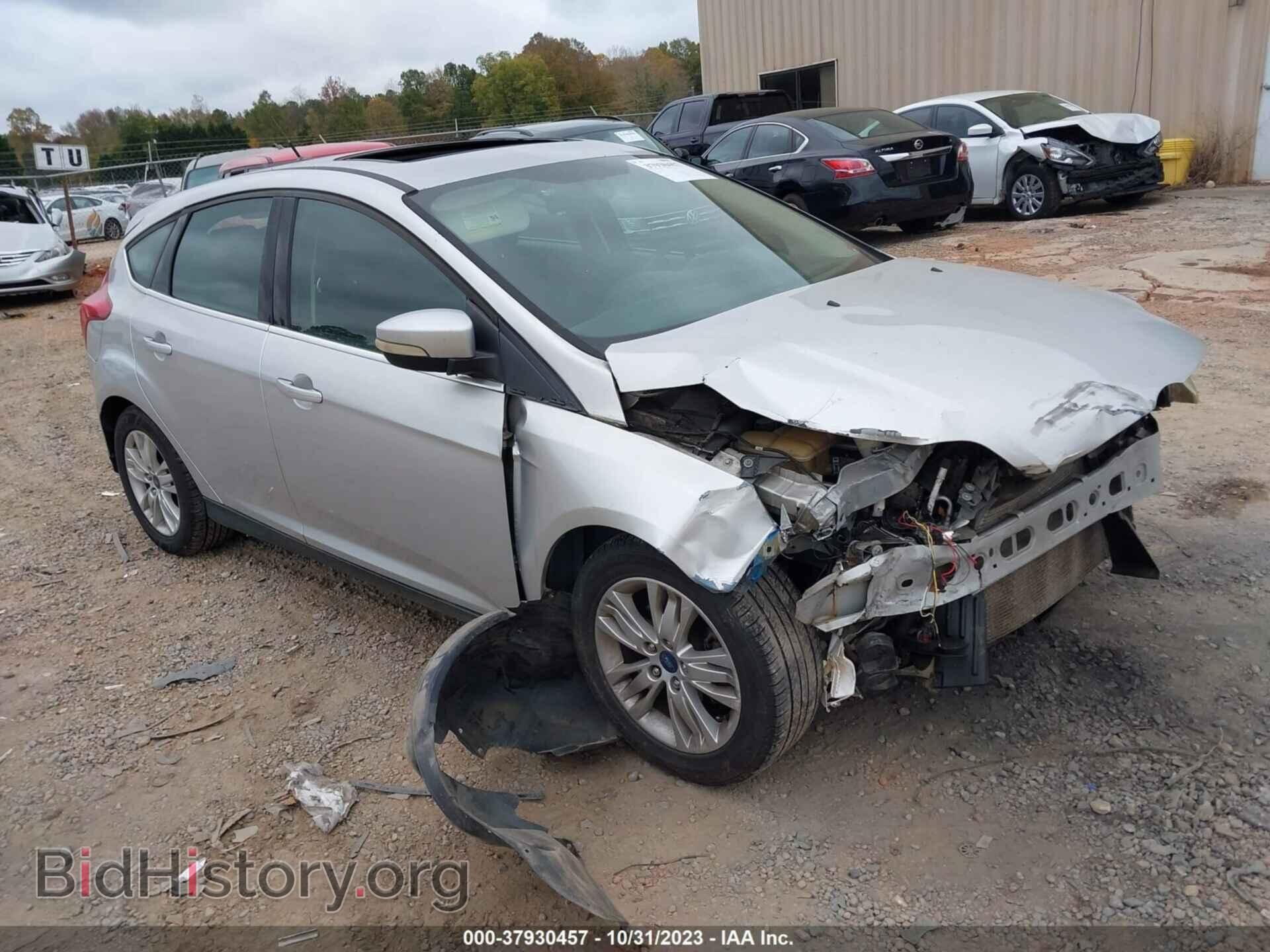 Photo 1FAHP3M27CL111679 - FORD FOCUS 2012