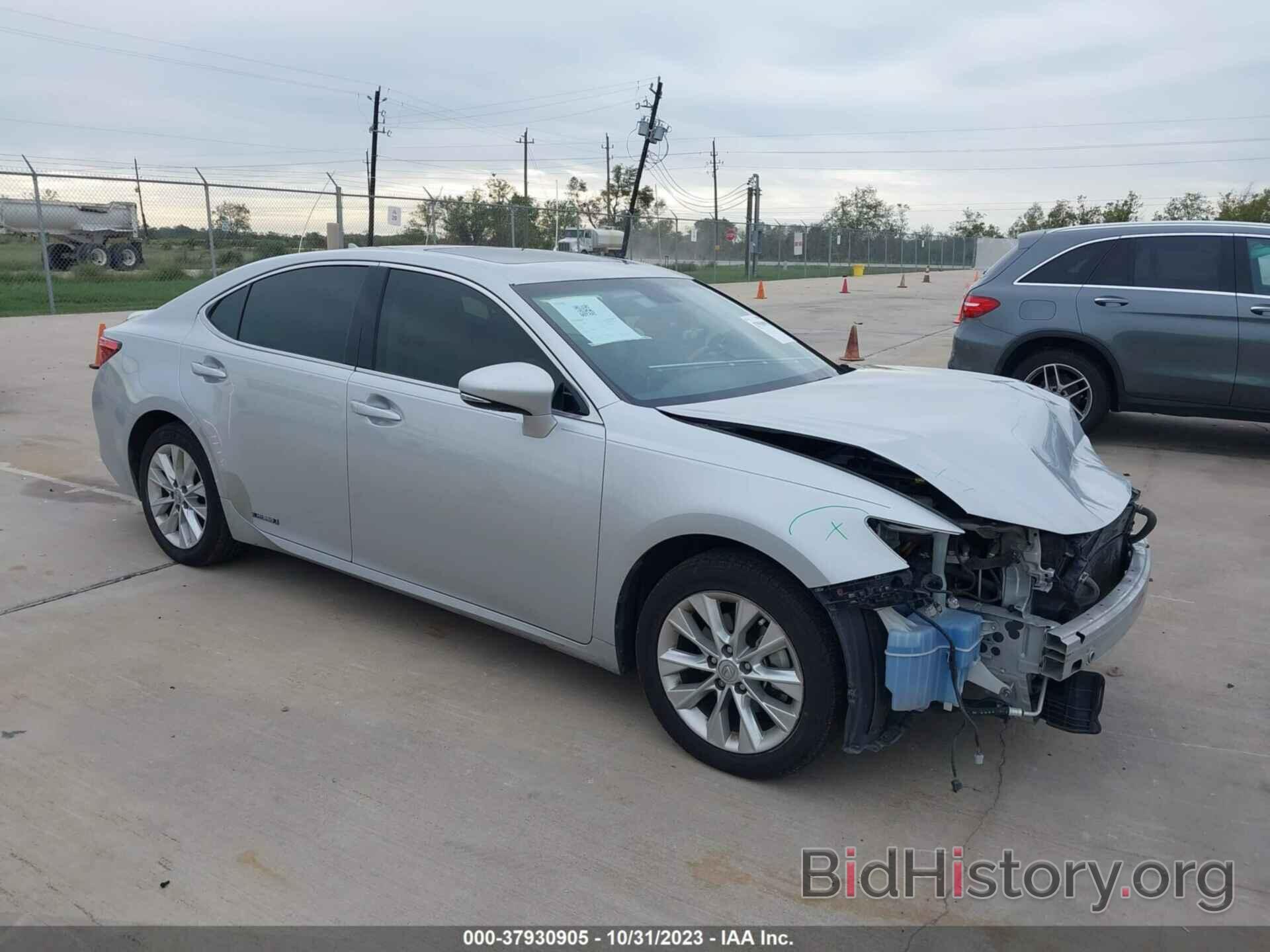 Photo JTHBW1GG3D2003841 - LEXUS ES 300H 2013