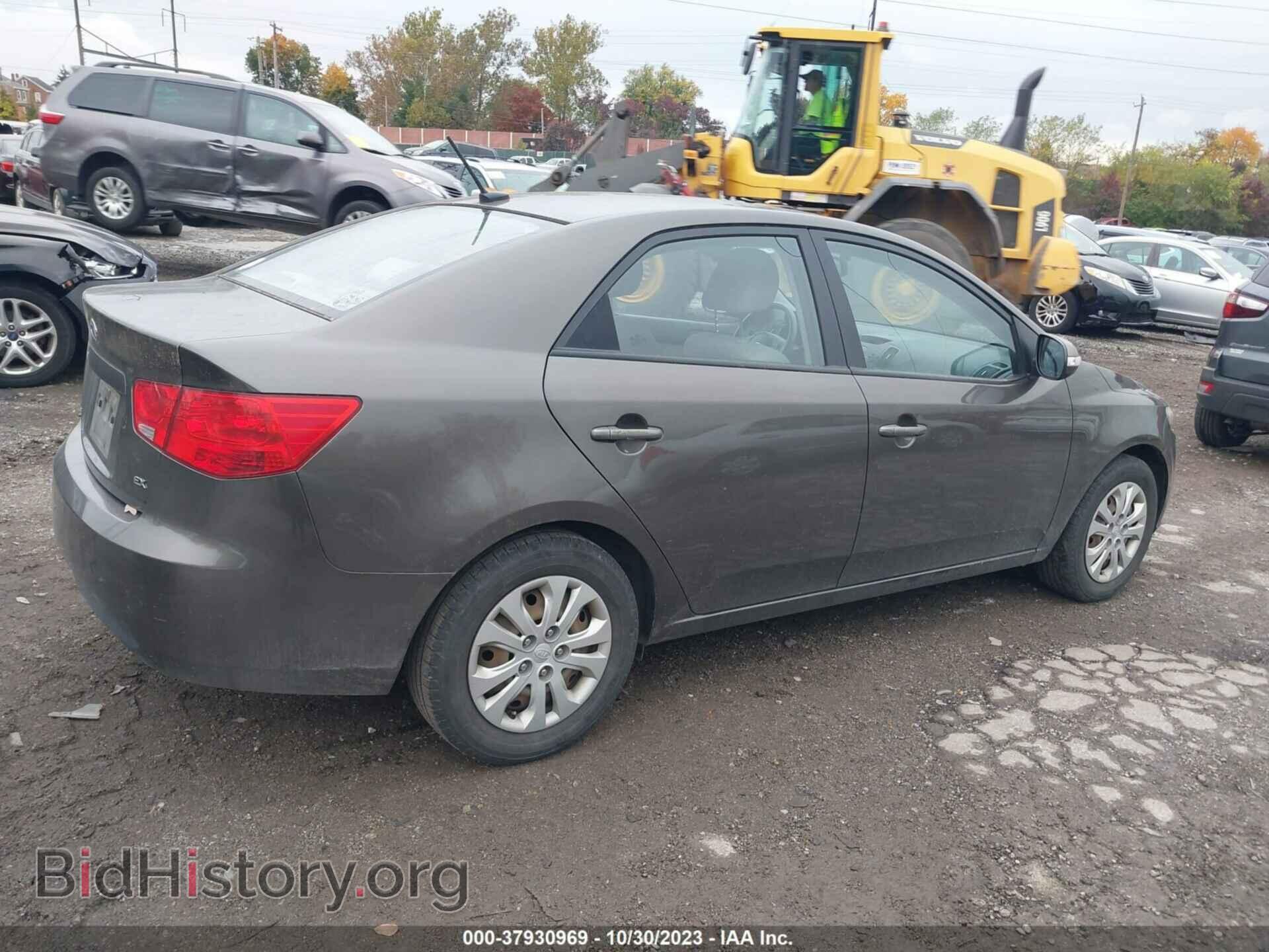 2010 KIA FORTE - VIN: KNAFU4A27A5106792 - Фото 4