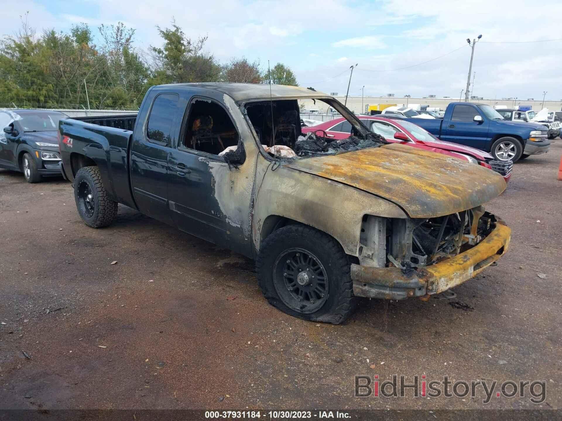 Photo 1GCRKSE36BZ392996 - CHEVROLET SILVERADO 1500 2011