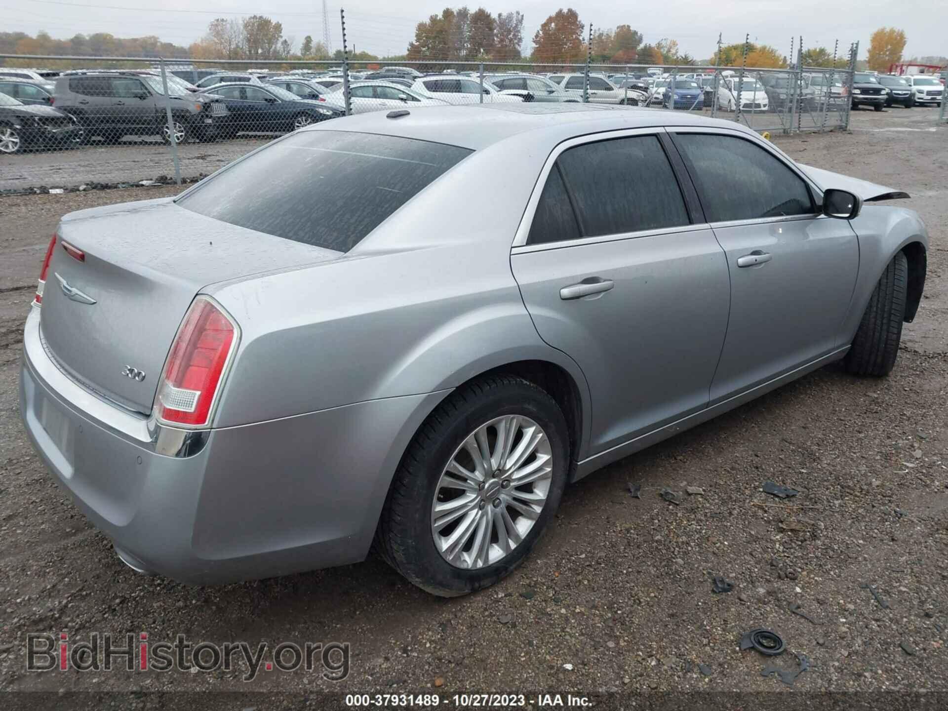 2014 CHRYSLER 300 - VIN: 2C3CCARG0EH203052 - Photo 4